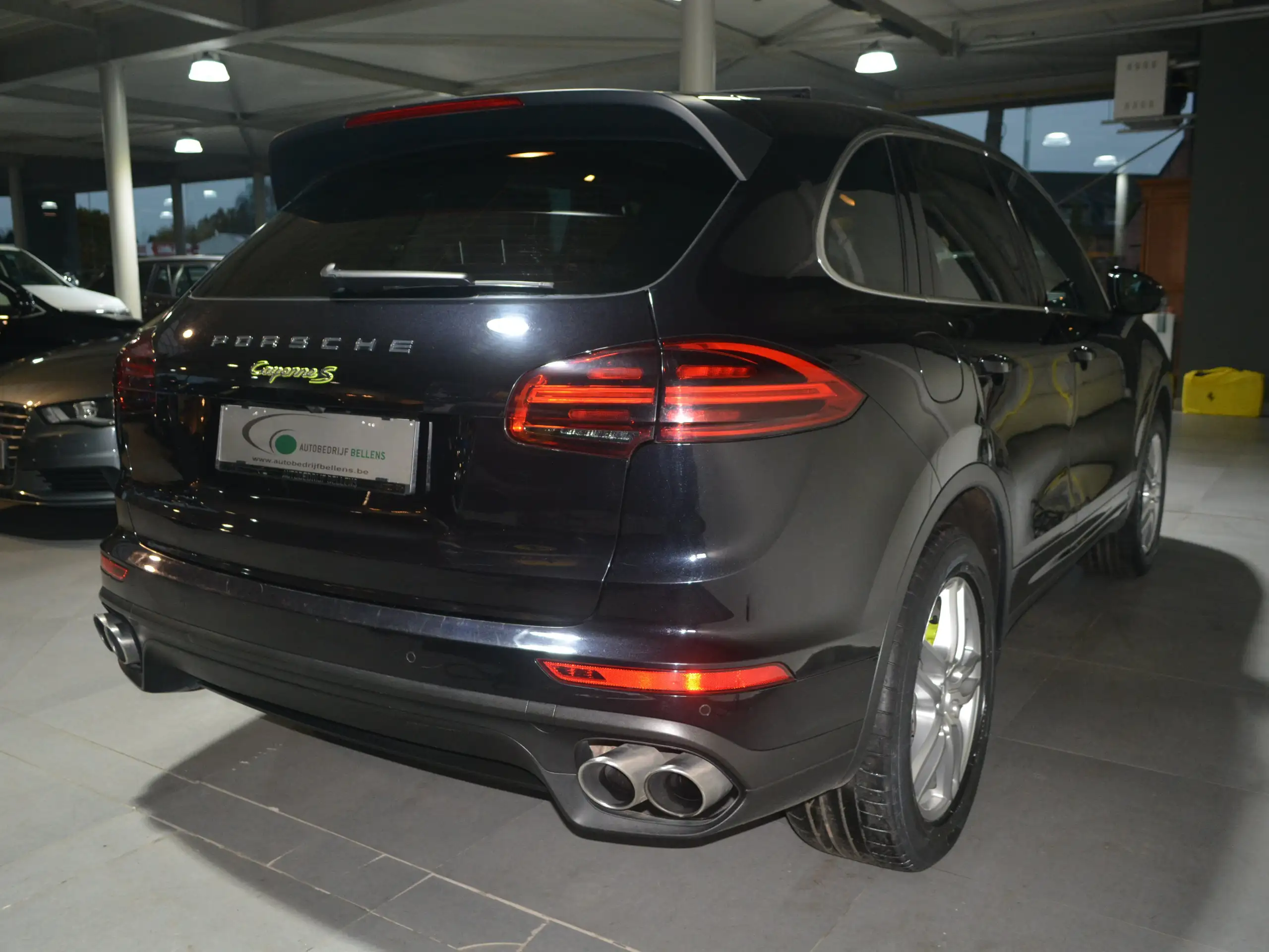 Porsche - Cayenne