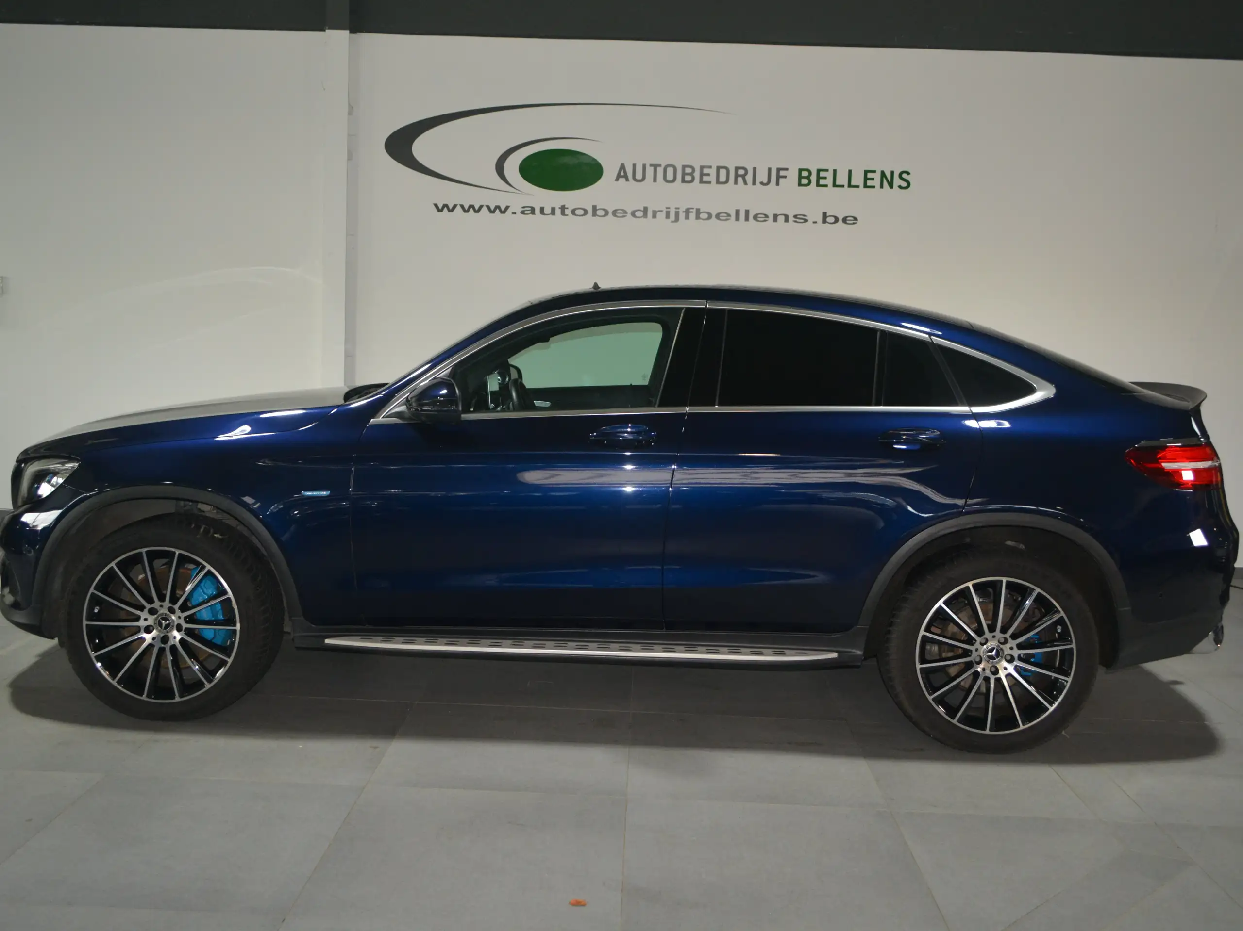 Mercedes-Benz - GLC 350