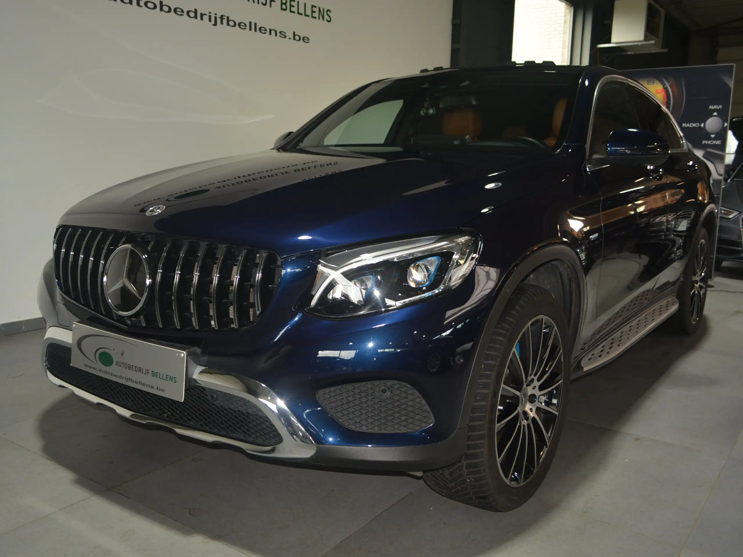 Mercedes-Benz - GLC 350