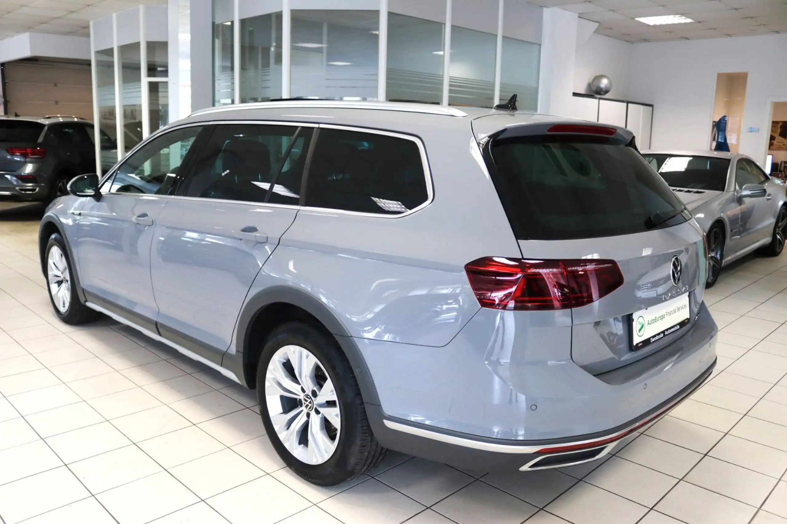 Volkswagen - Passat Alltrack