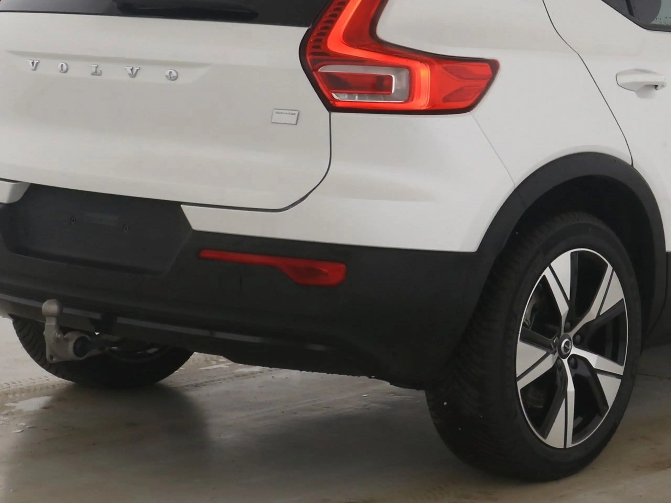 Volvo - XC40