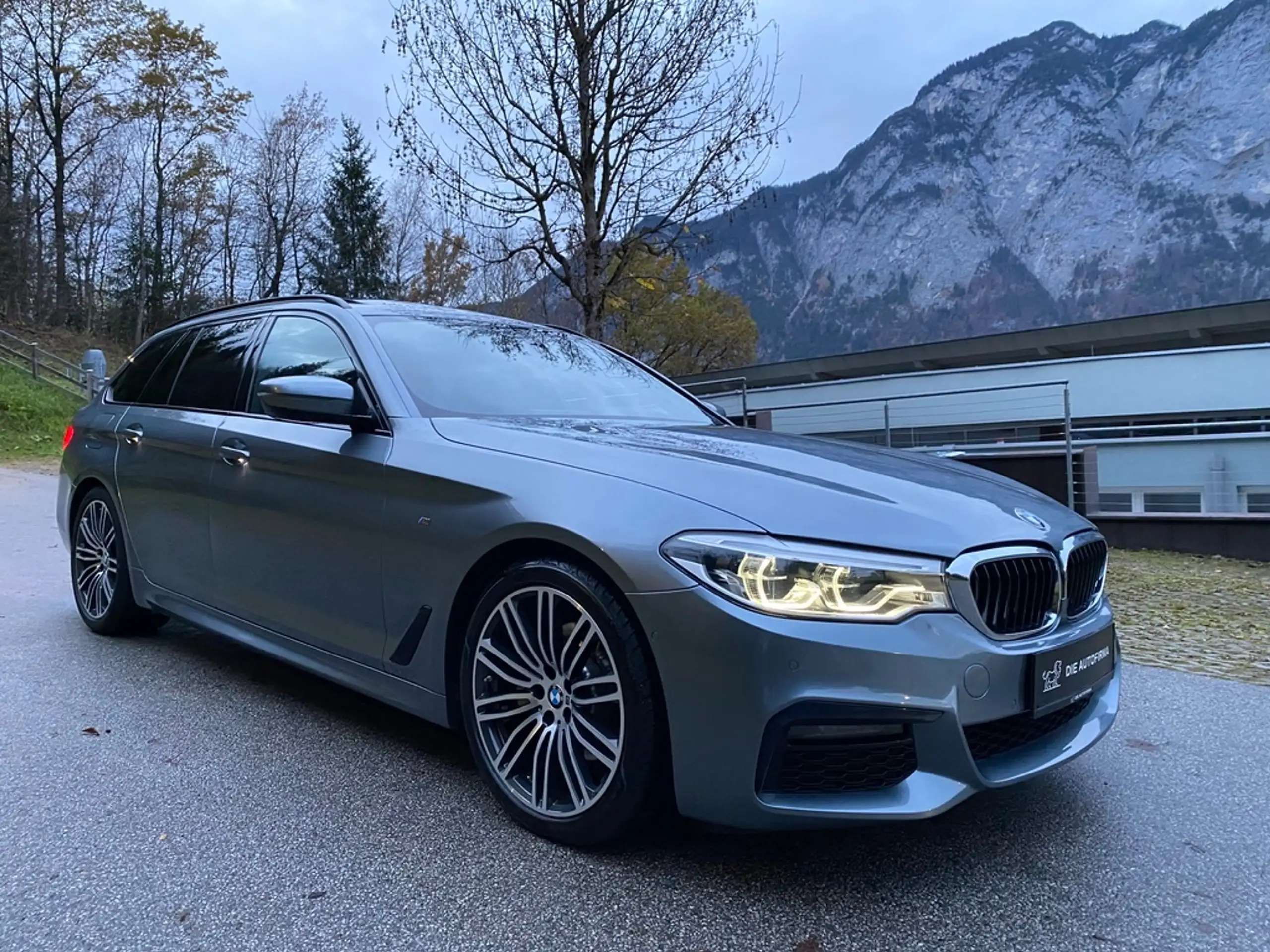 BMW 520 2019