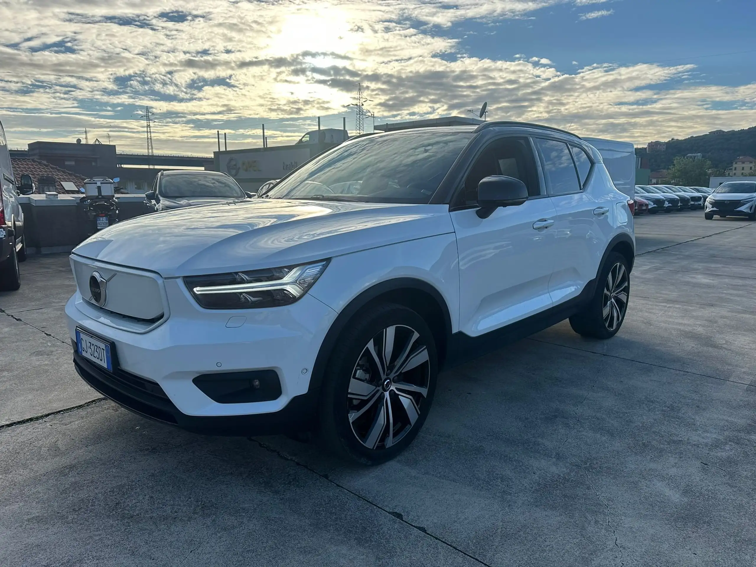 Volvo - XC40