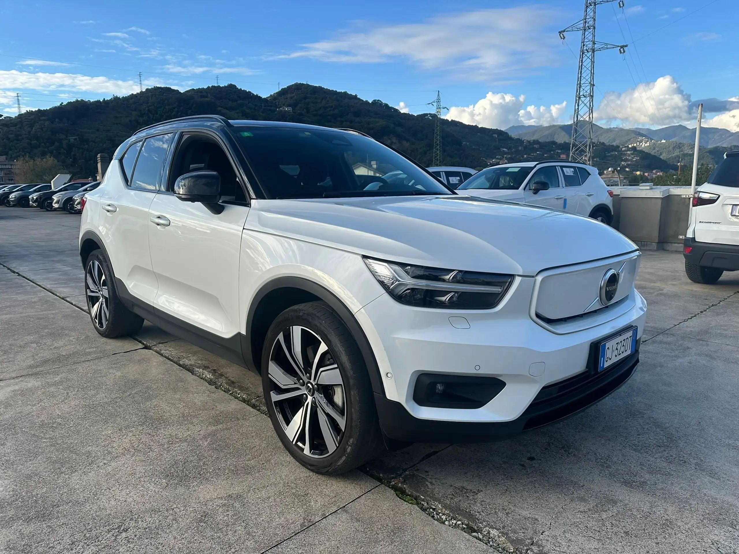 Volvo - XC40