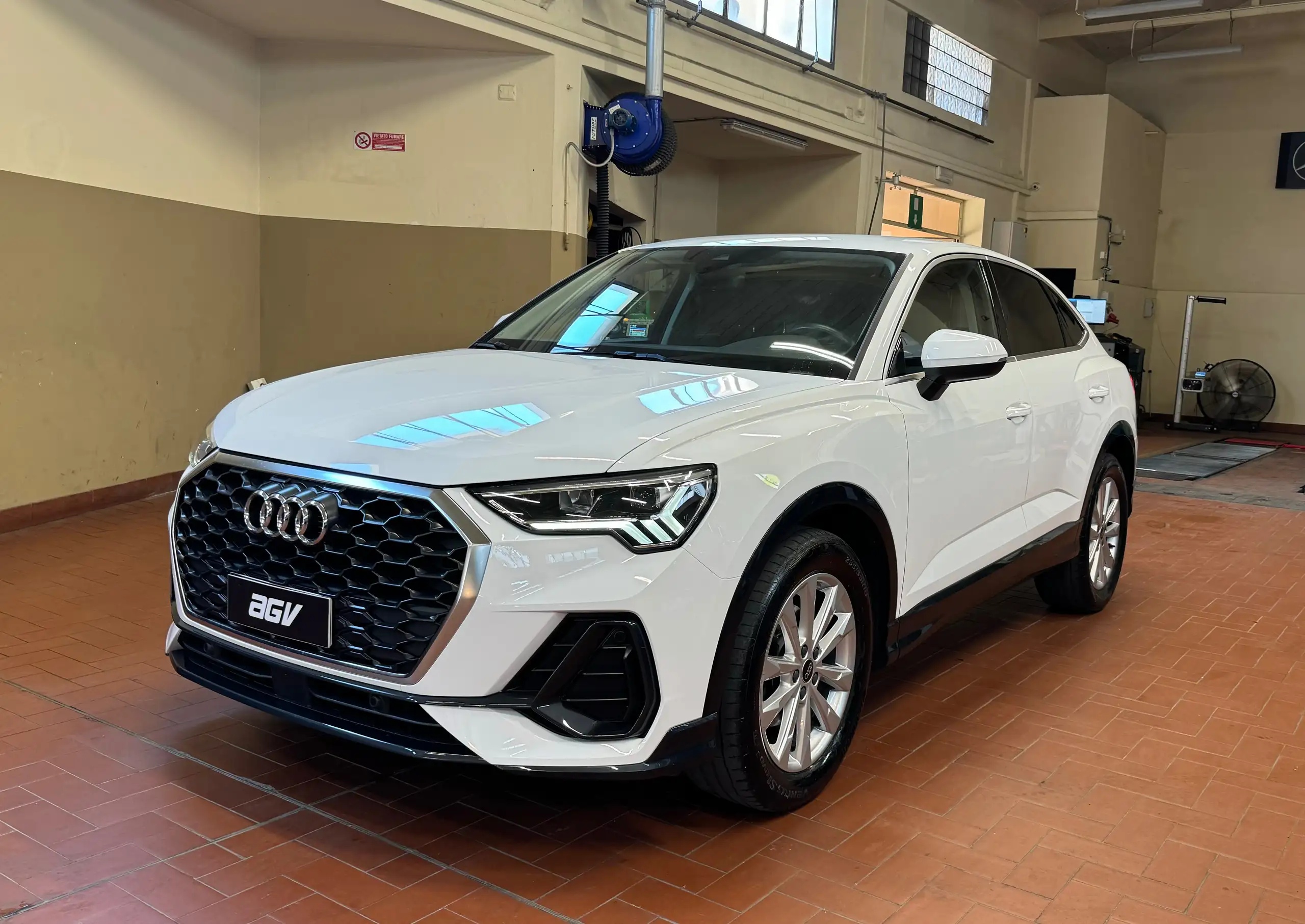 Audi - Q3