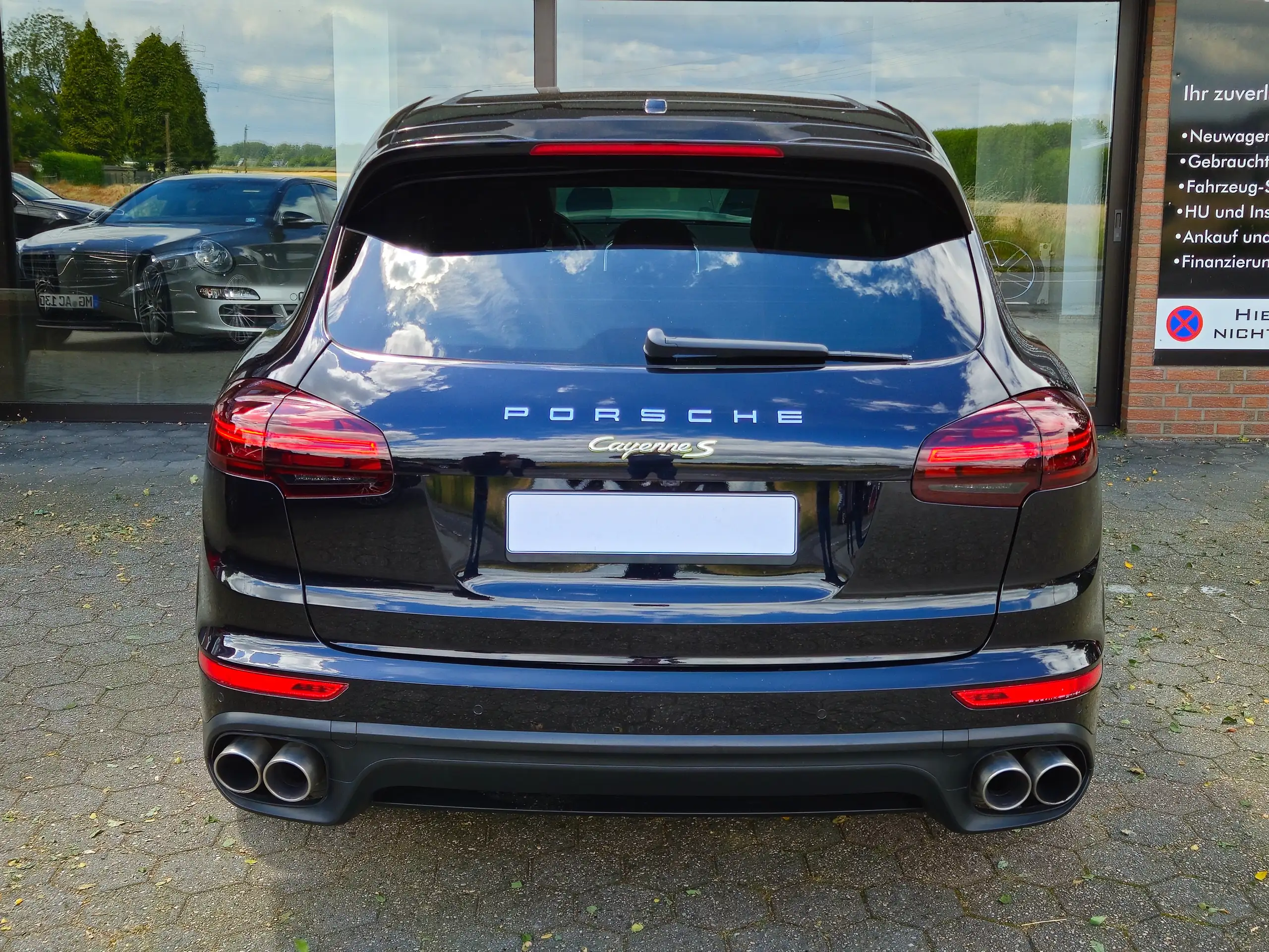 Porsche - Cayenne