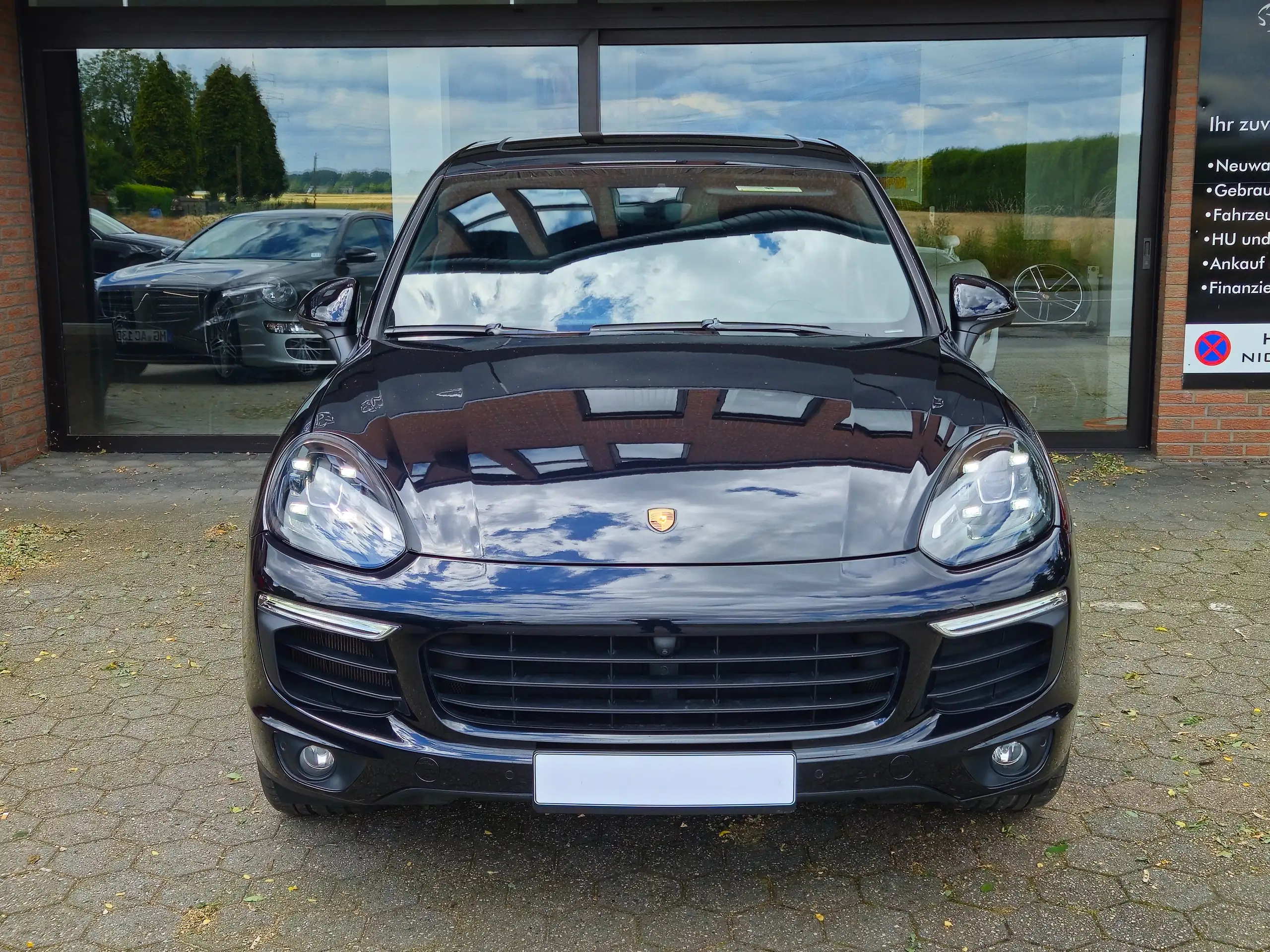 Porsche - Cayenne