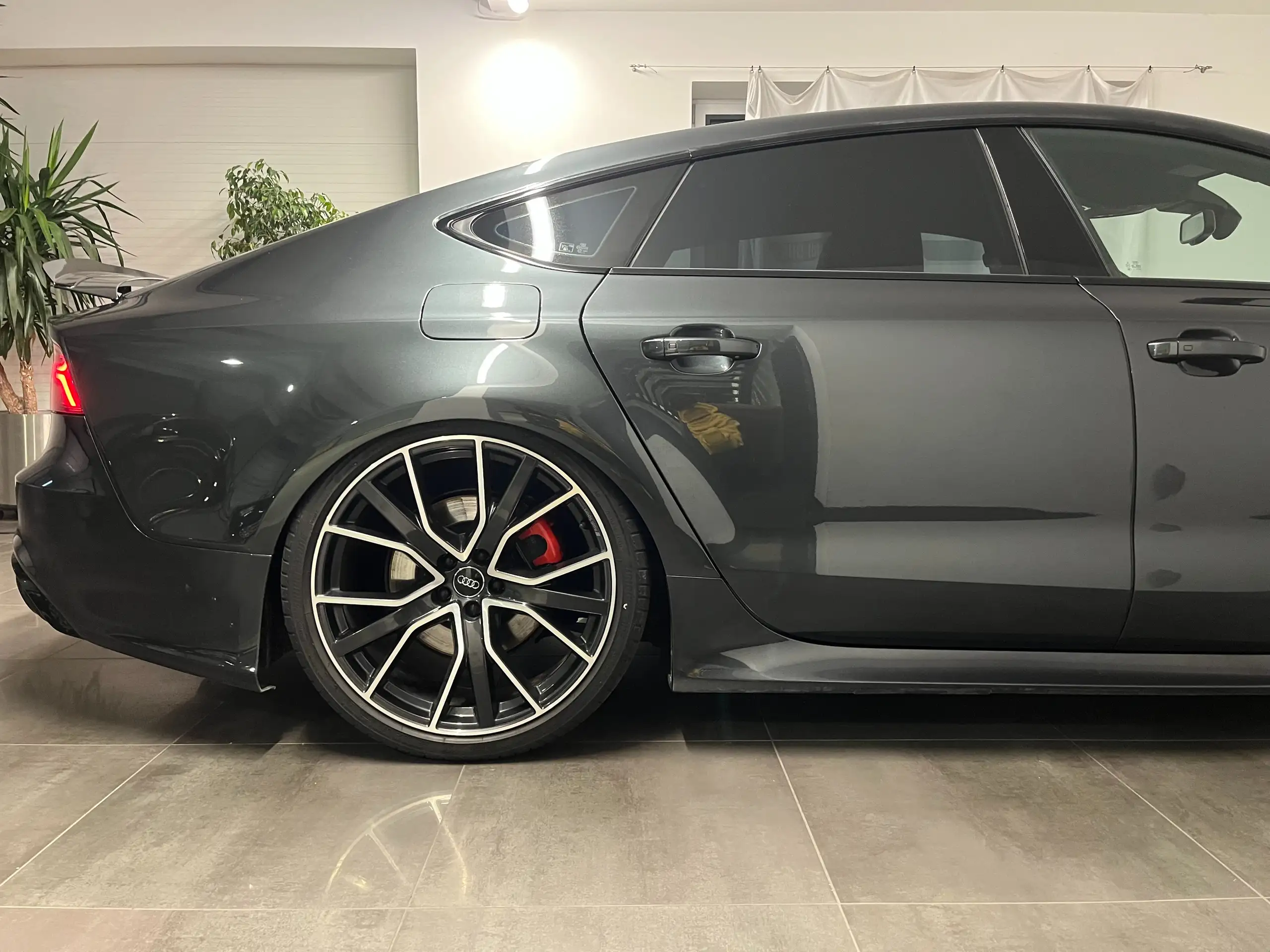 Audi - A7