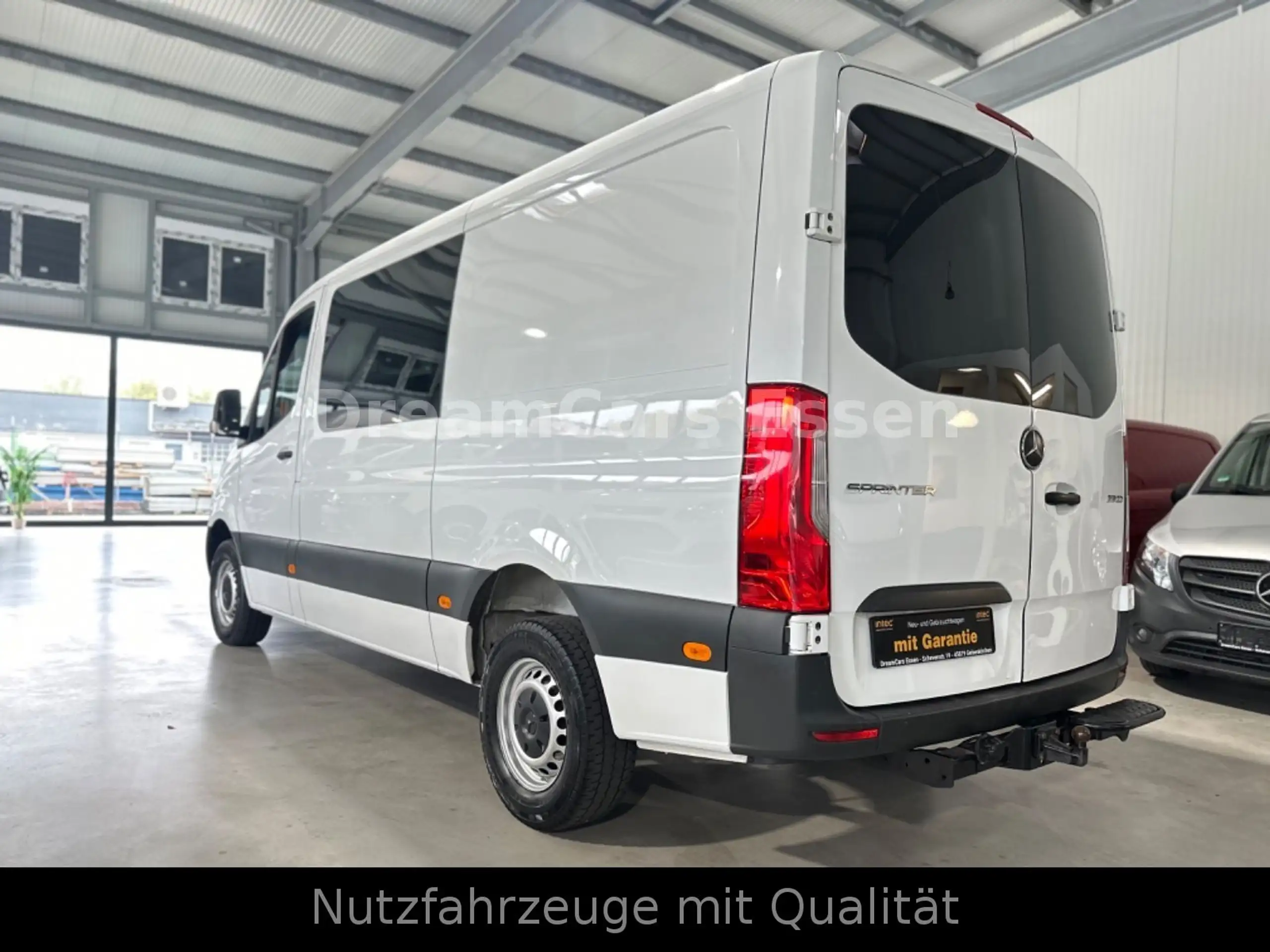 Mercedes-Benz - Sprinter