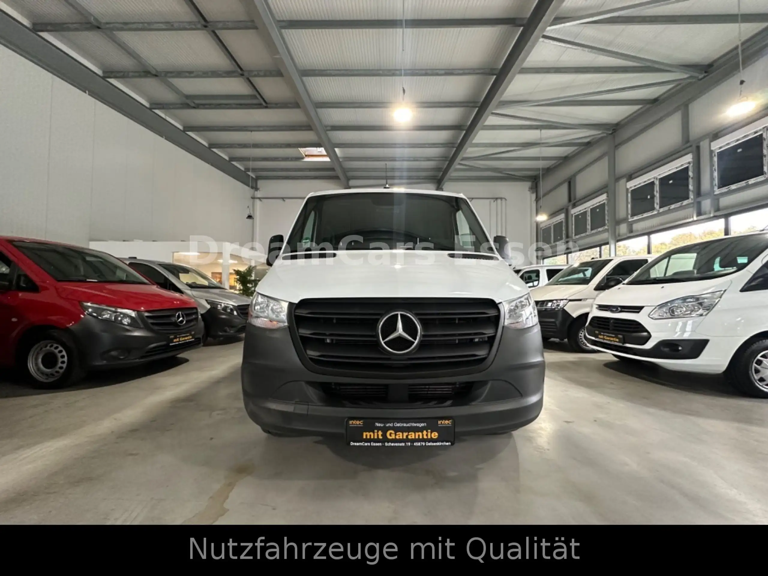 Mercedes-Benz - Sprinter