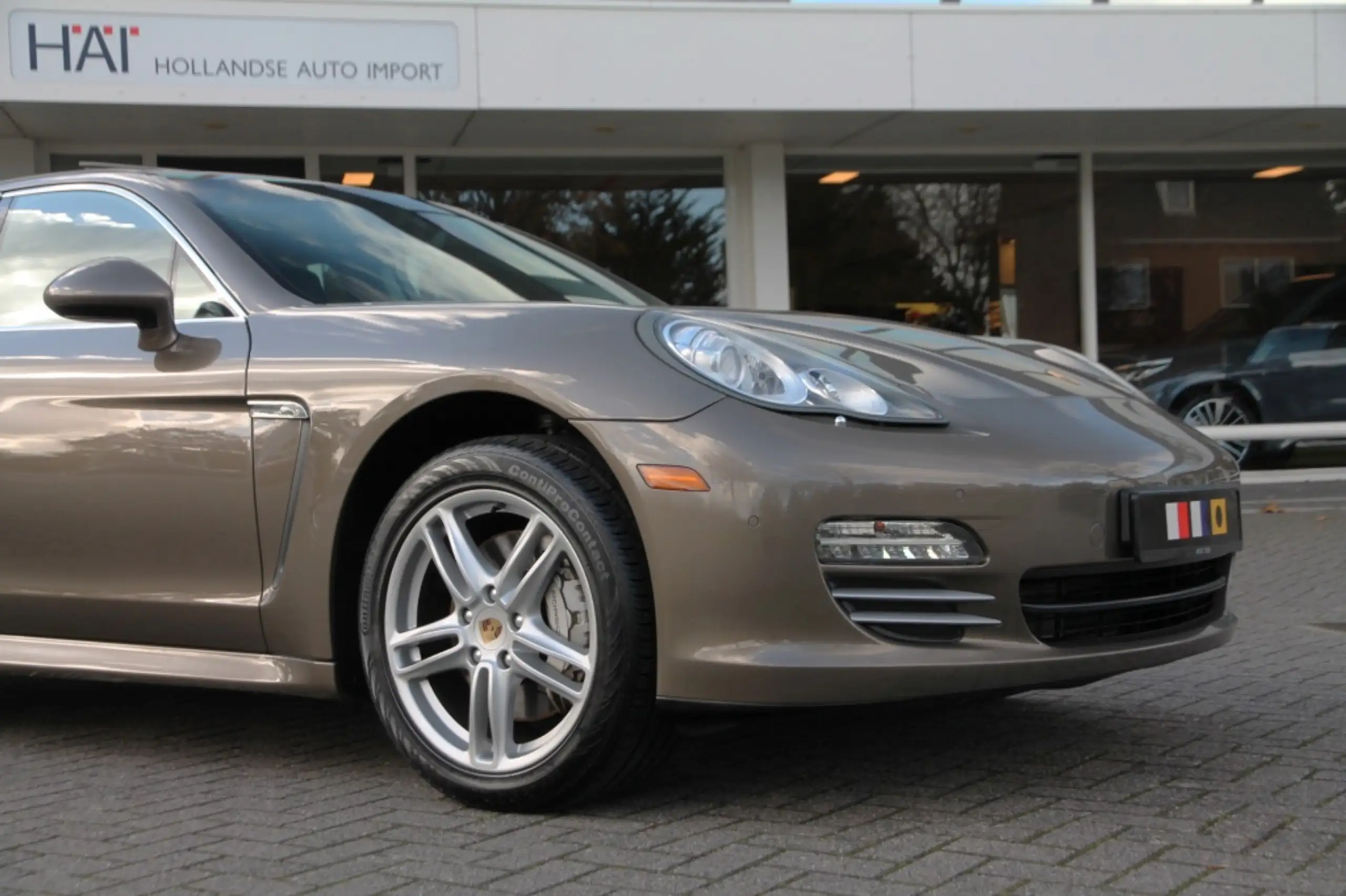 Porsche - Panamera