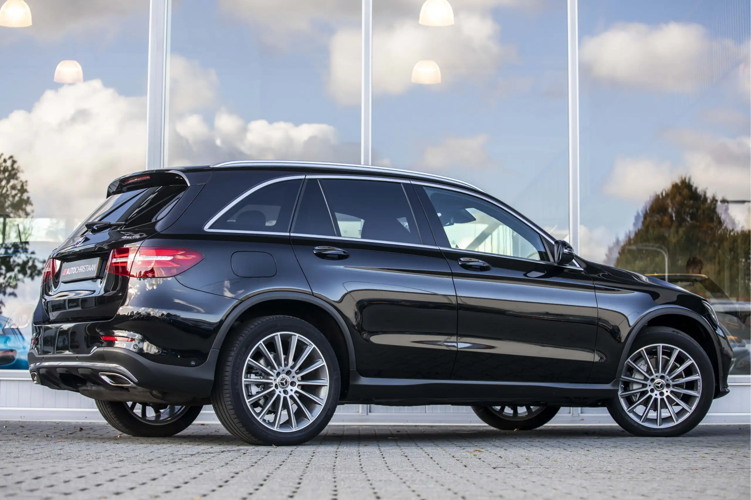 Mercedes-Benz - GLC 250