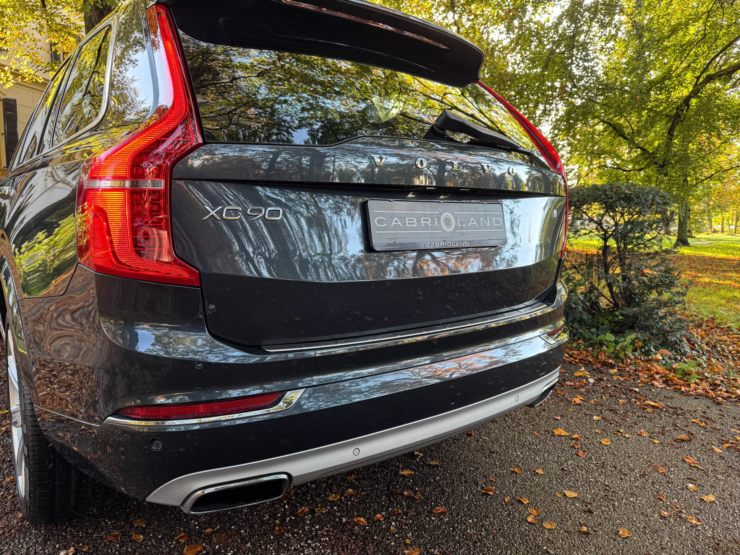 Volvo - XC90