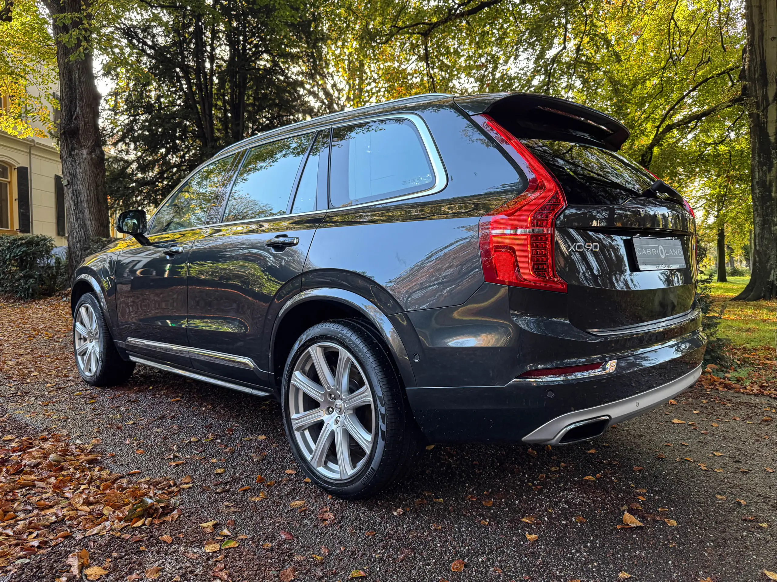 Volvo - XC90