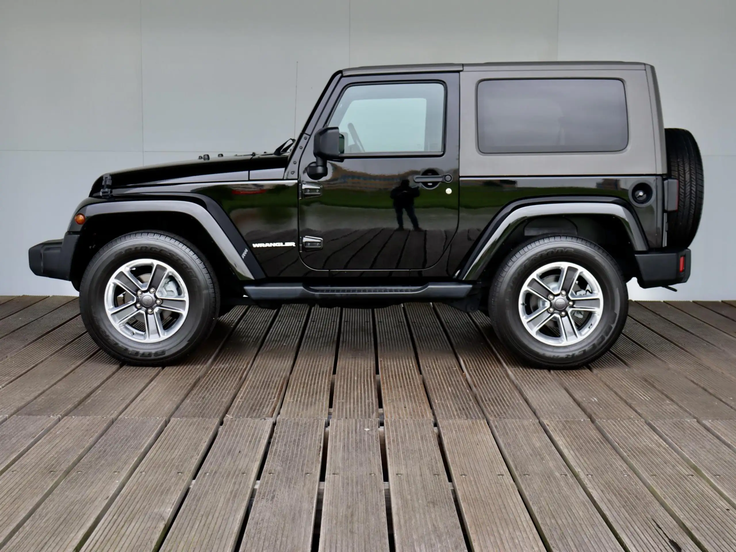 Jeep - Wrangler