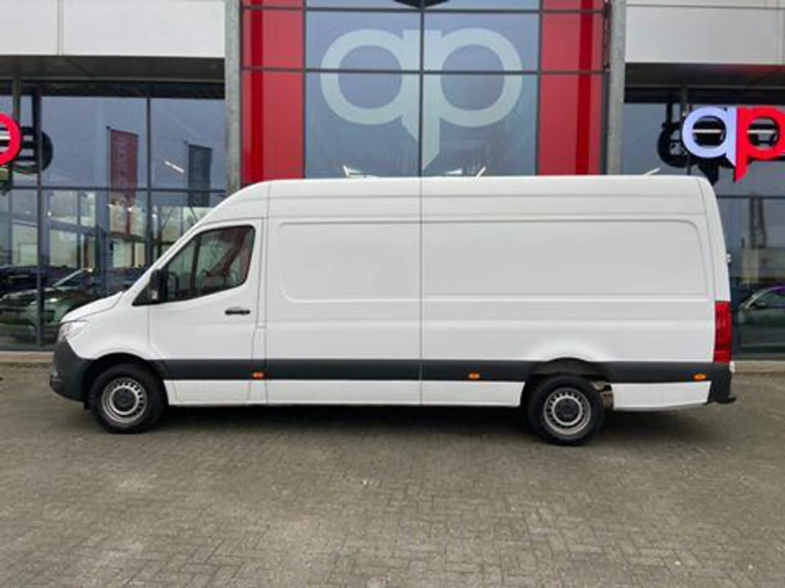 Mercedes-Benz - Sprinter