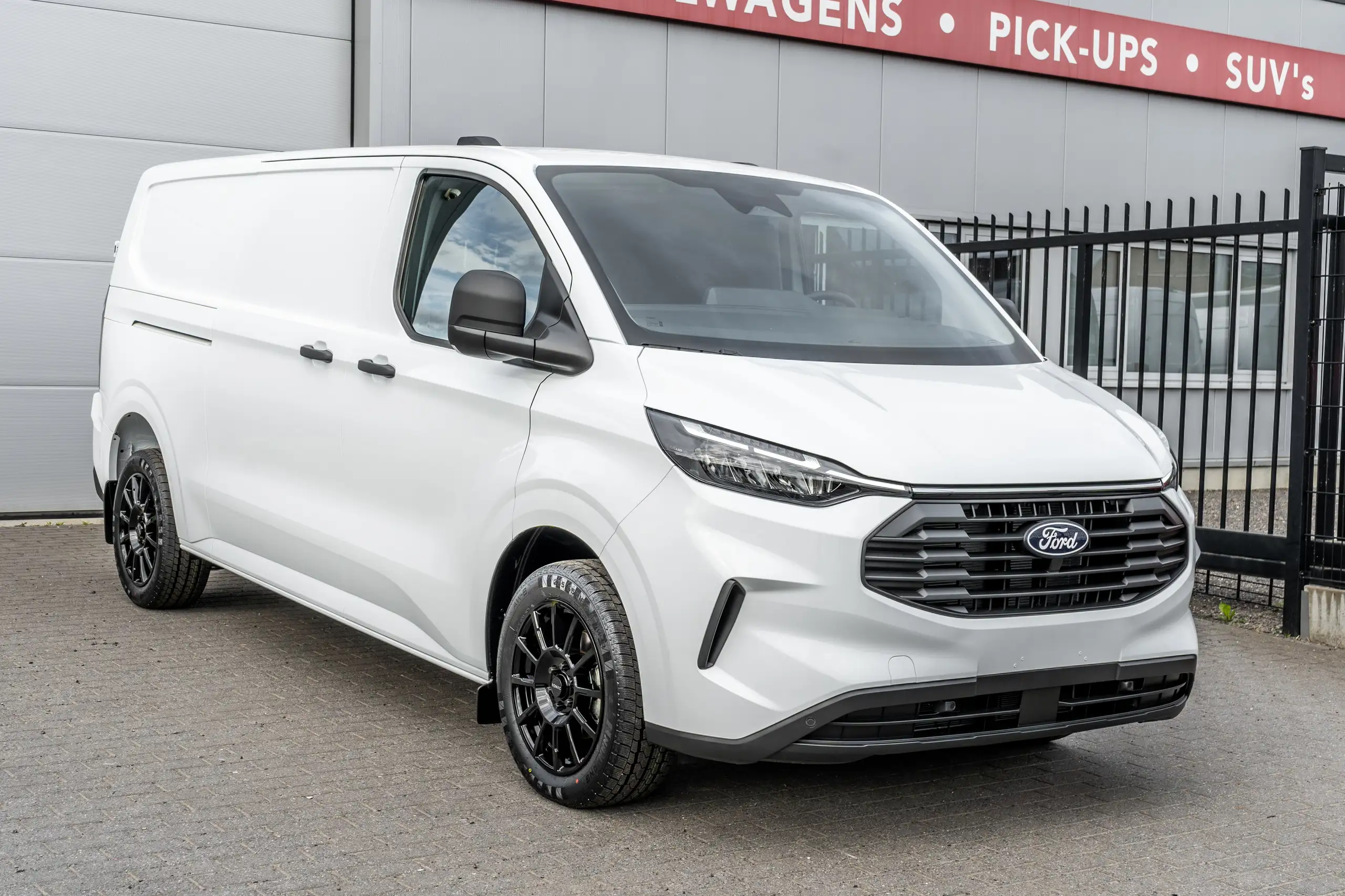 Ford Transit Custom 2024