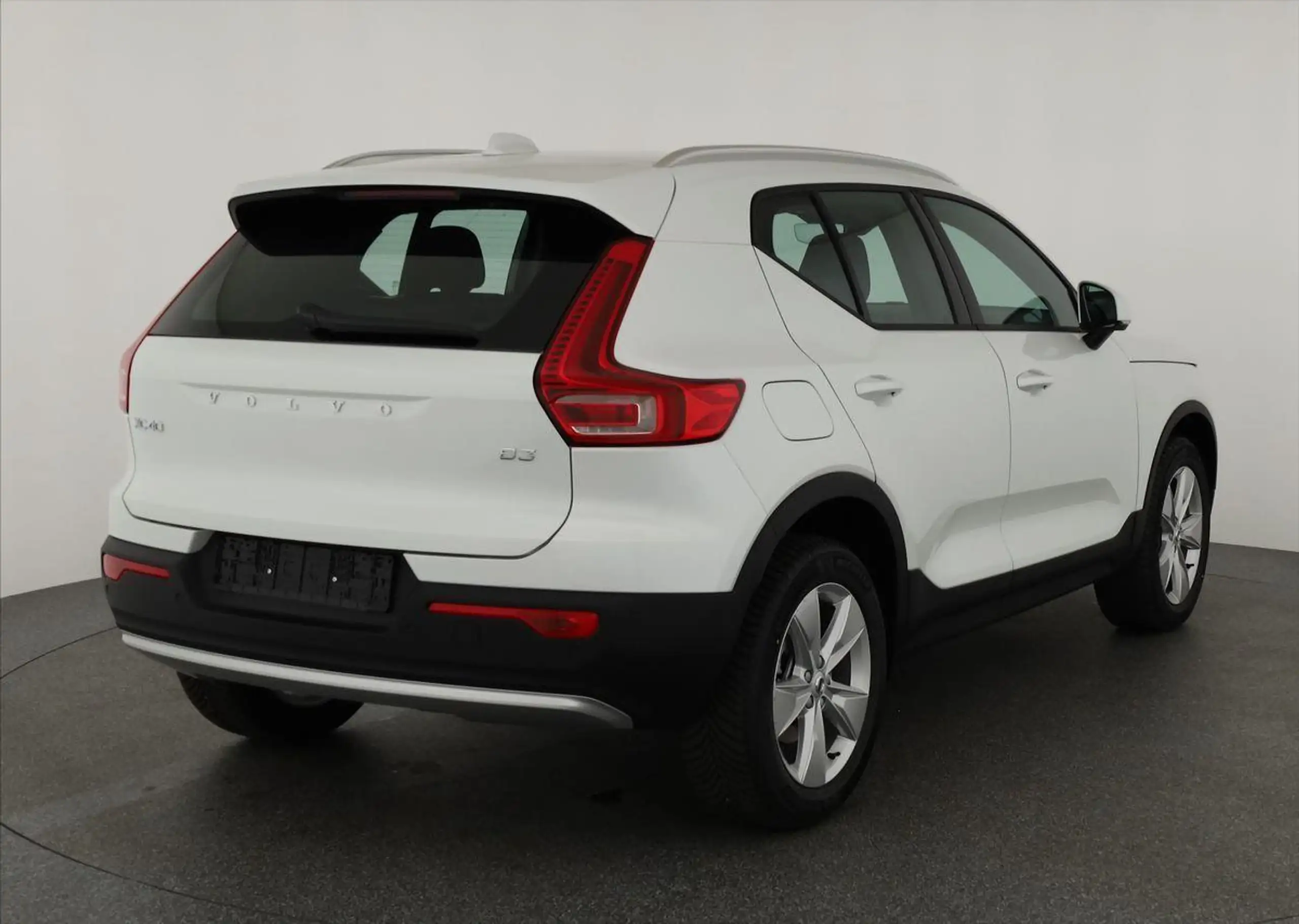 Volvo - XC40