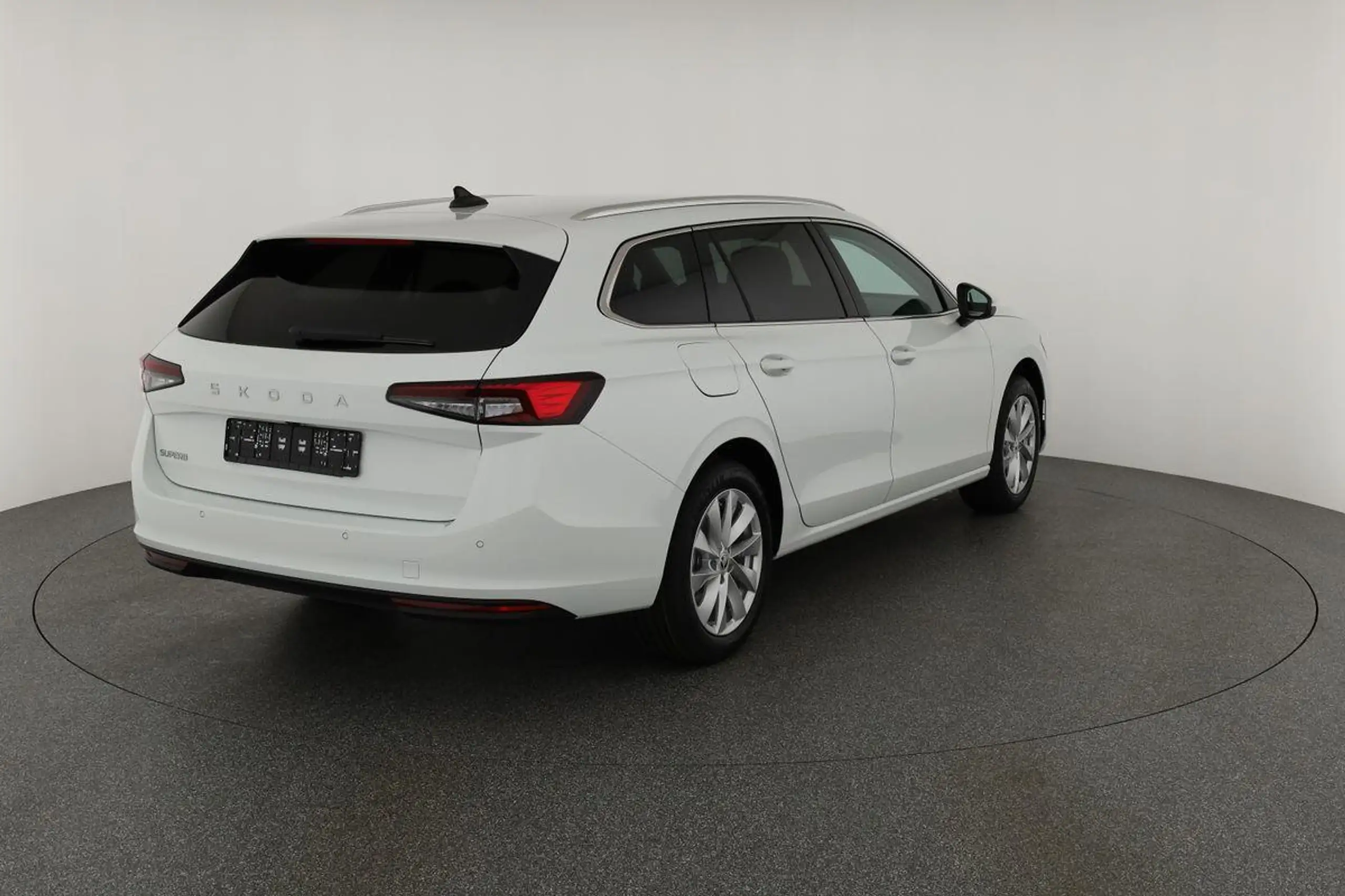 Skoda - Superb