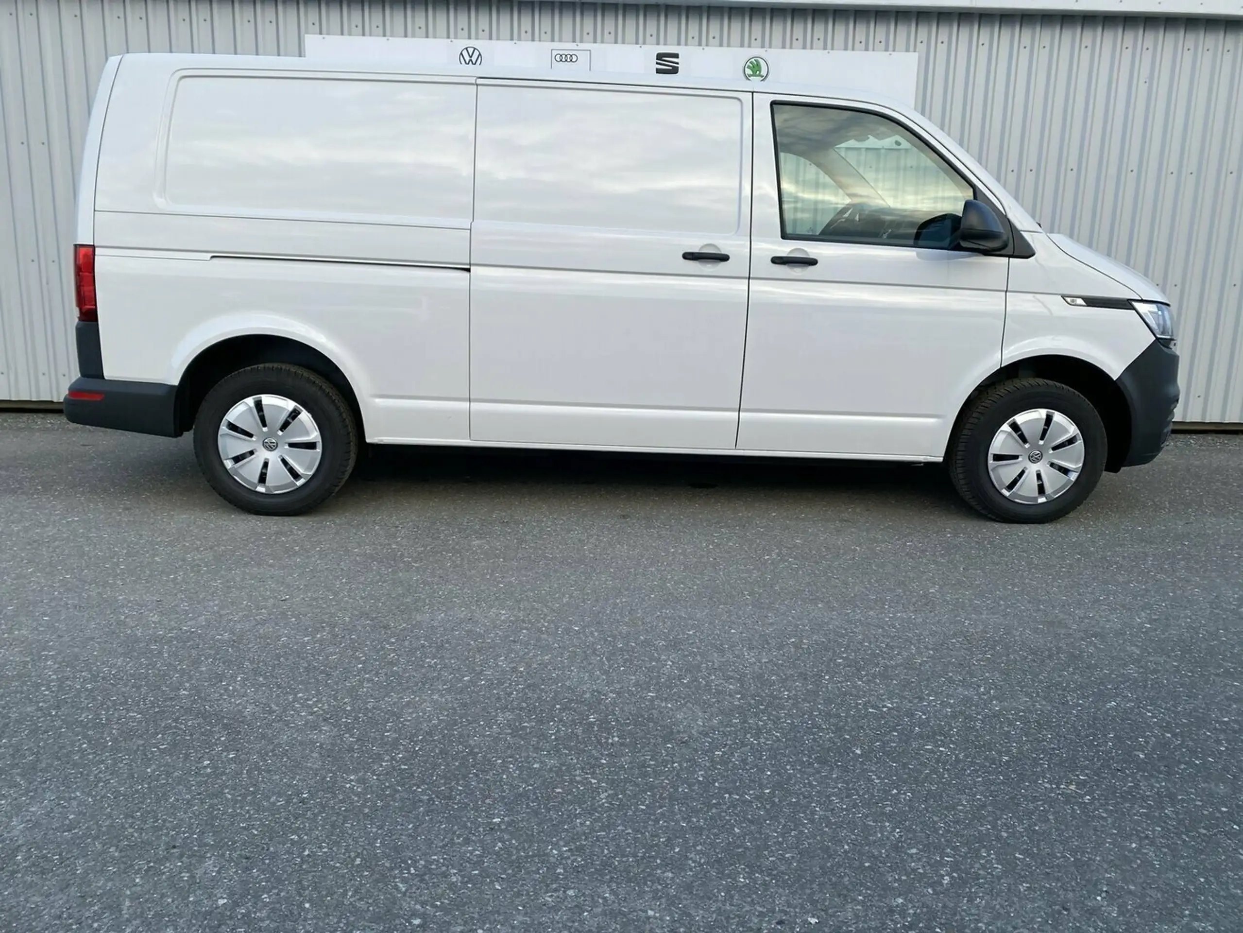 Volkswagen - T6 Transporter