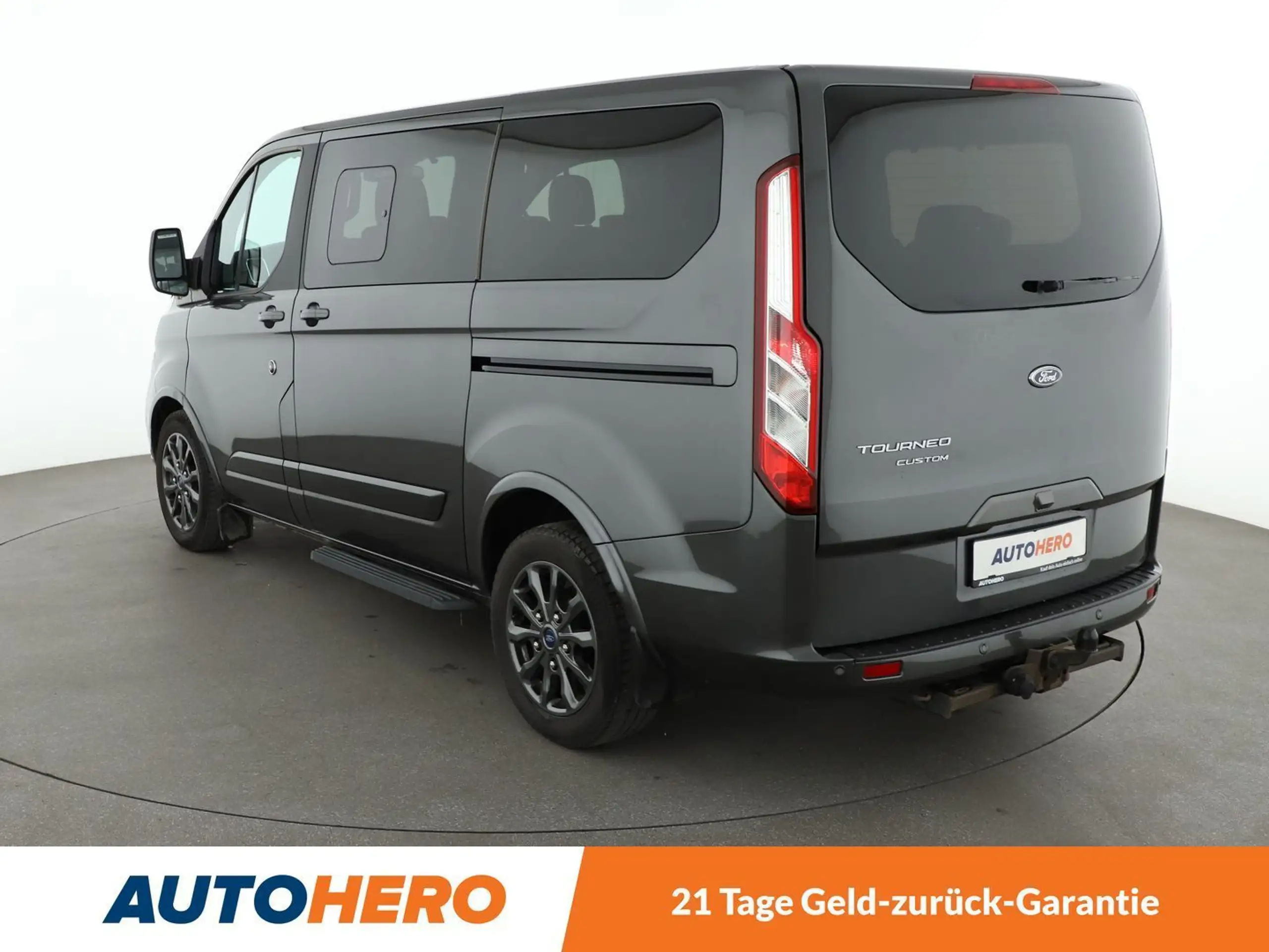 Ford - Tourneo Custom