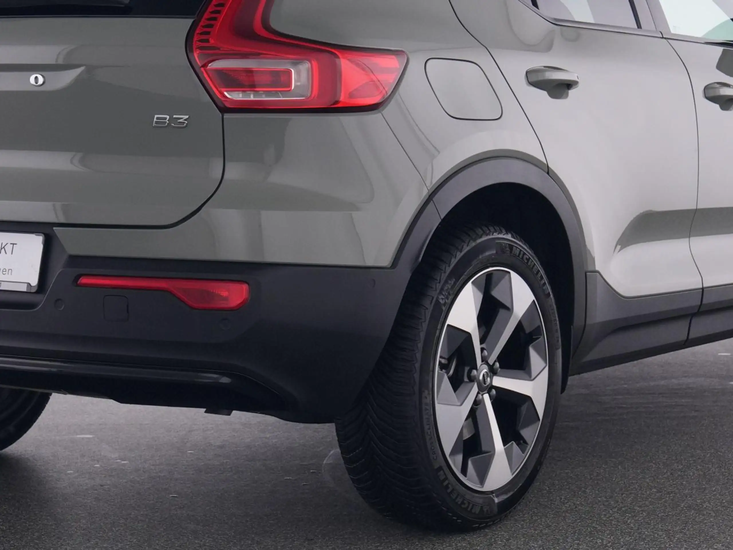 Volvo - XC40