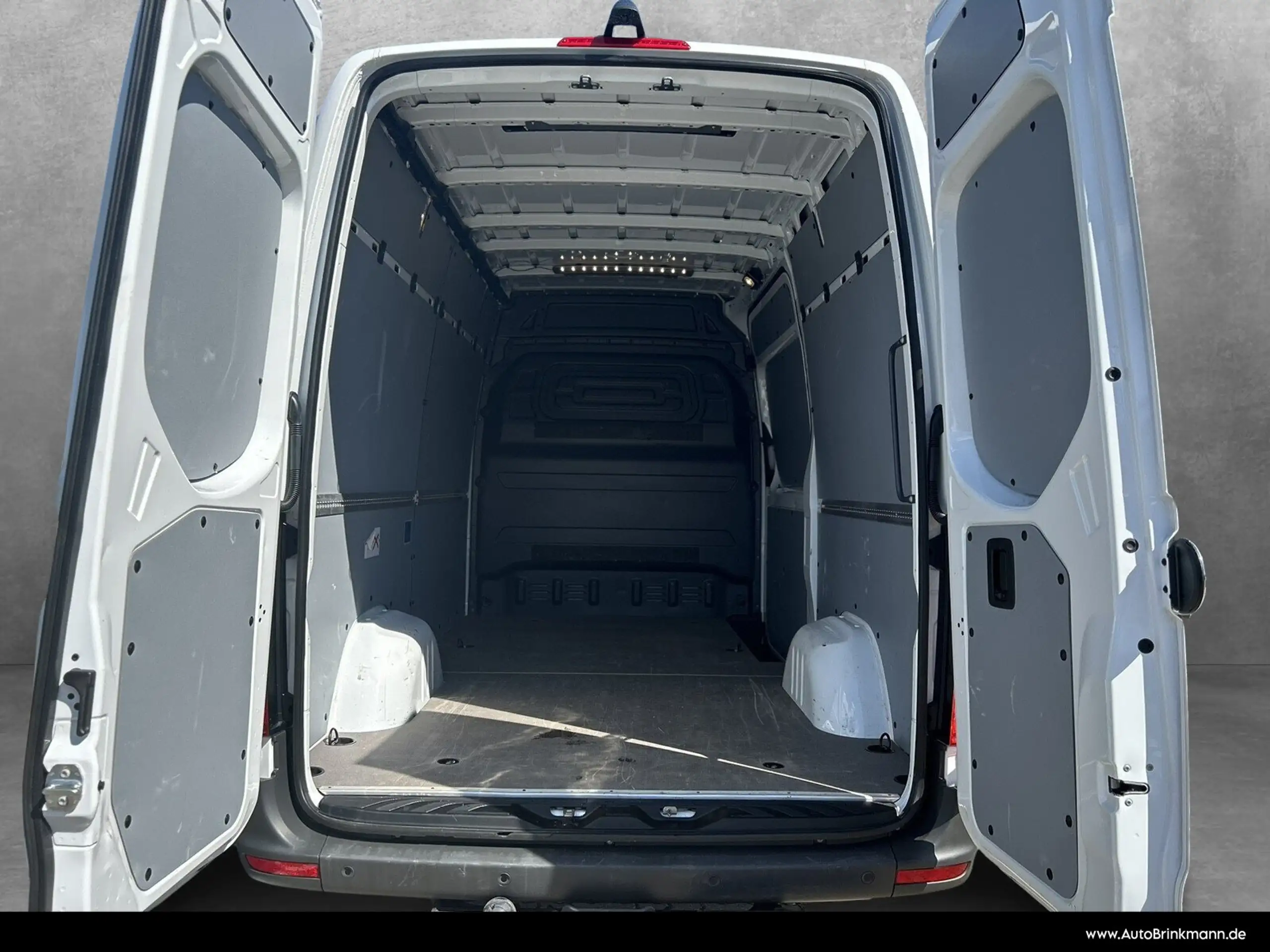 Mercedes-Benz - Sprinter