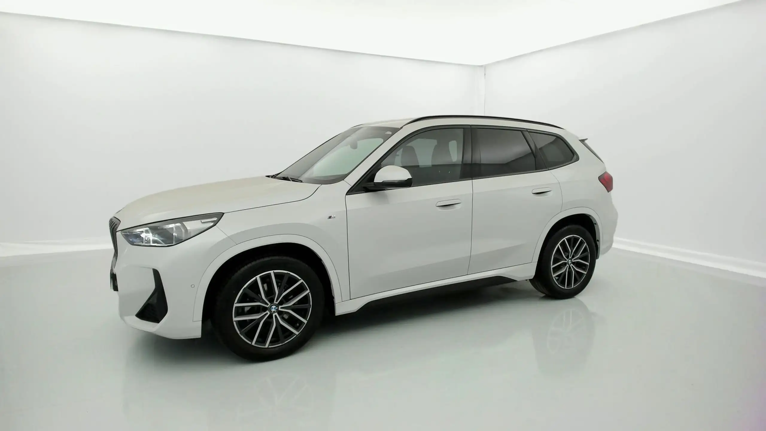 BMW - X1