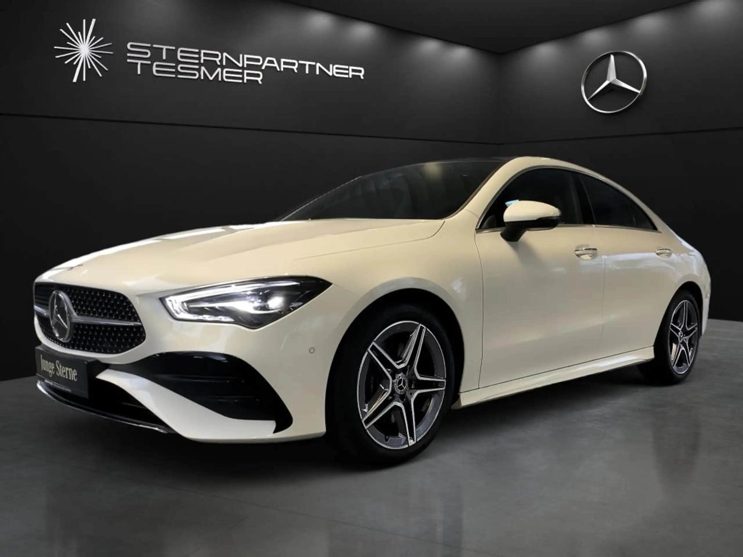 Mercedes-Benz CLA 200 2023