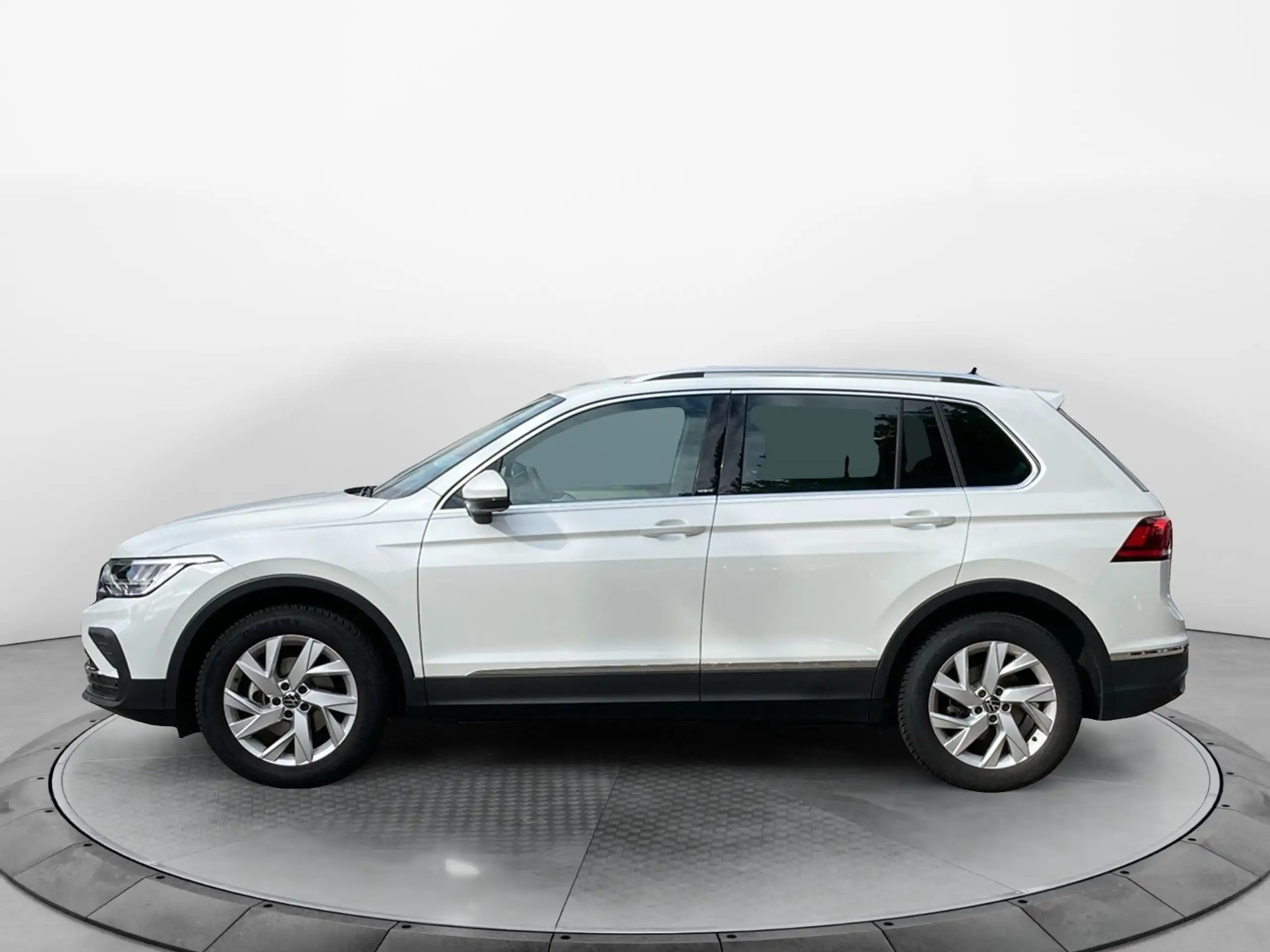 Volkswagen - Tiguan