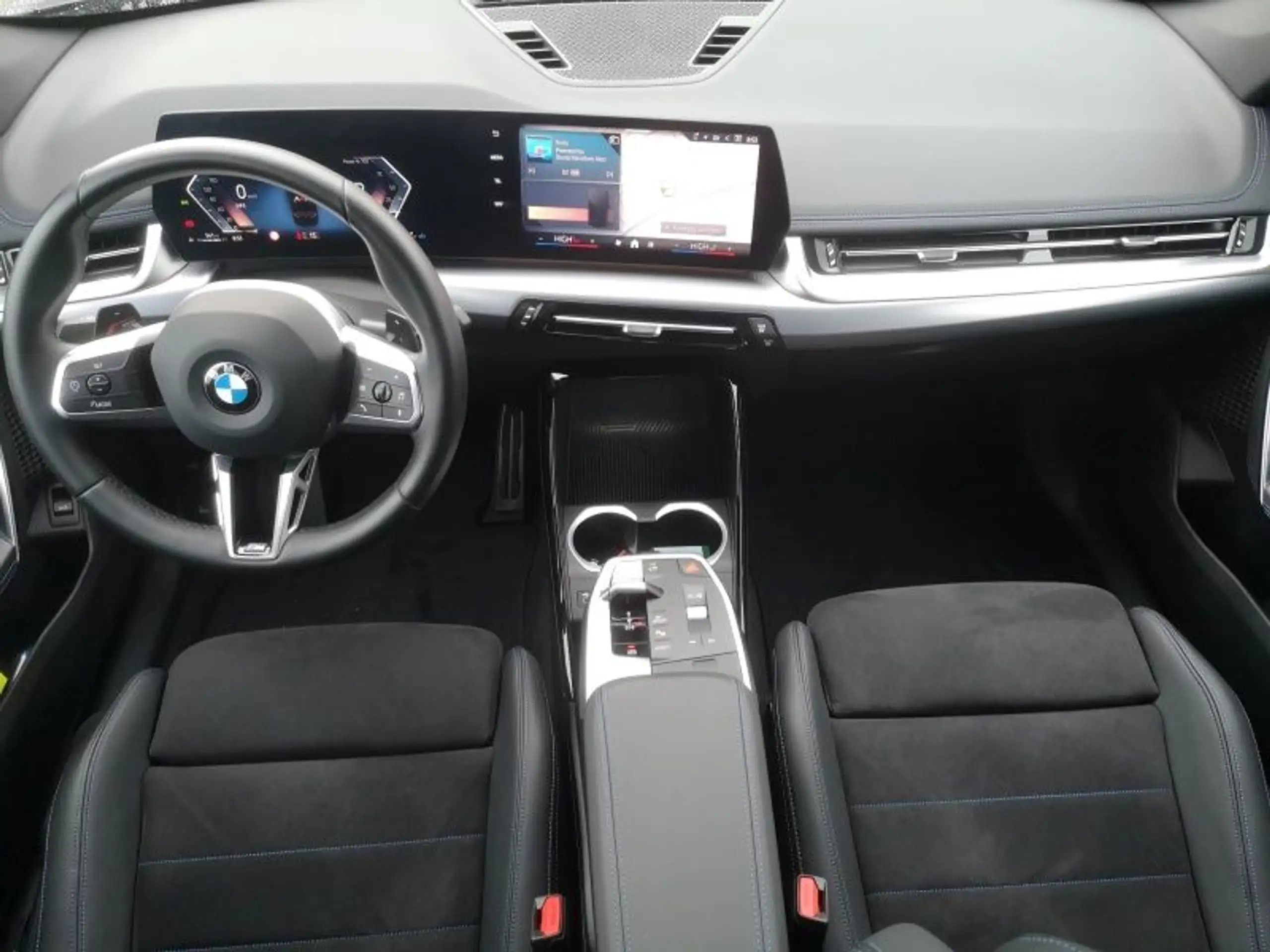 BMW - X1