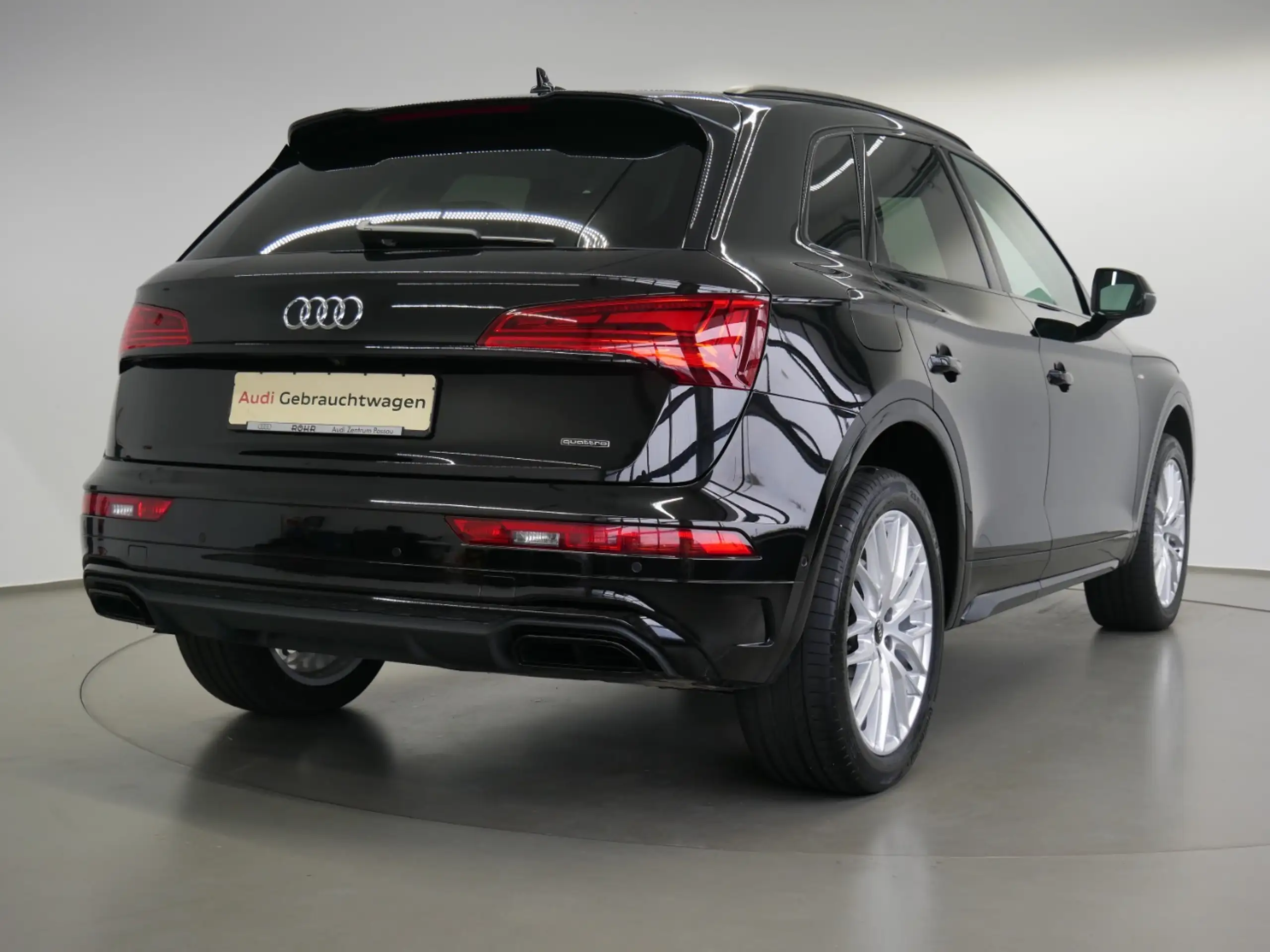 Audi - Q5