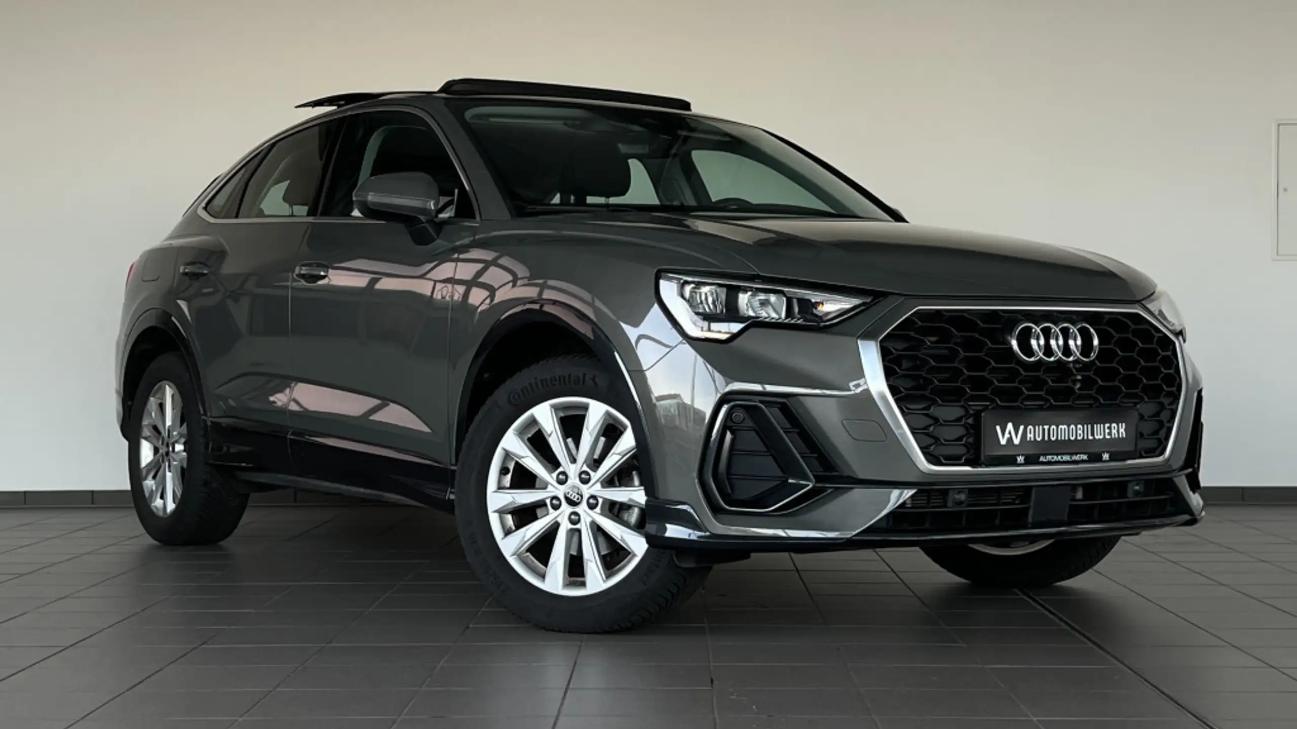 Audi - Q3