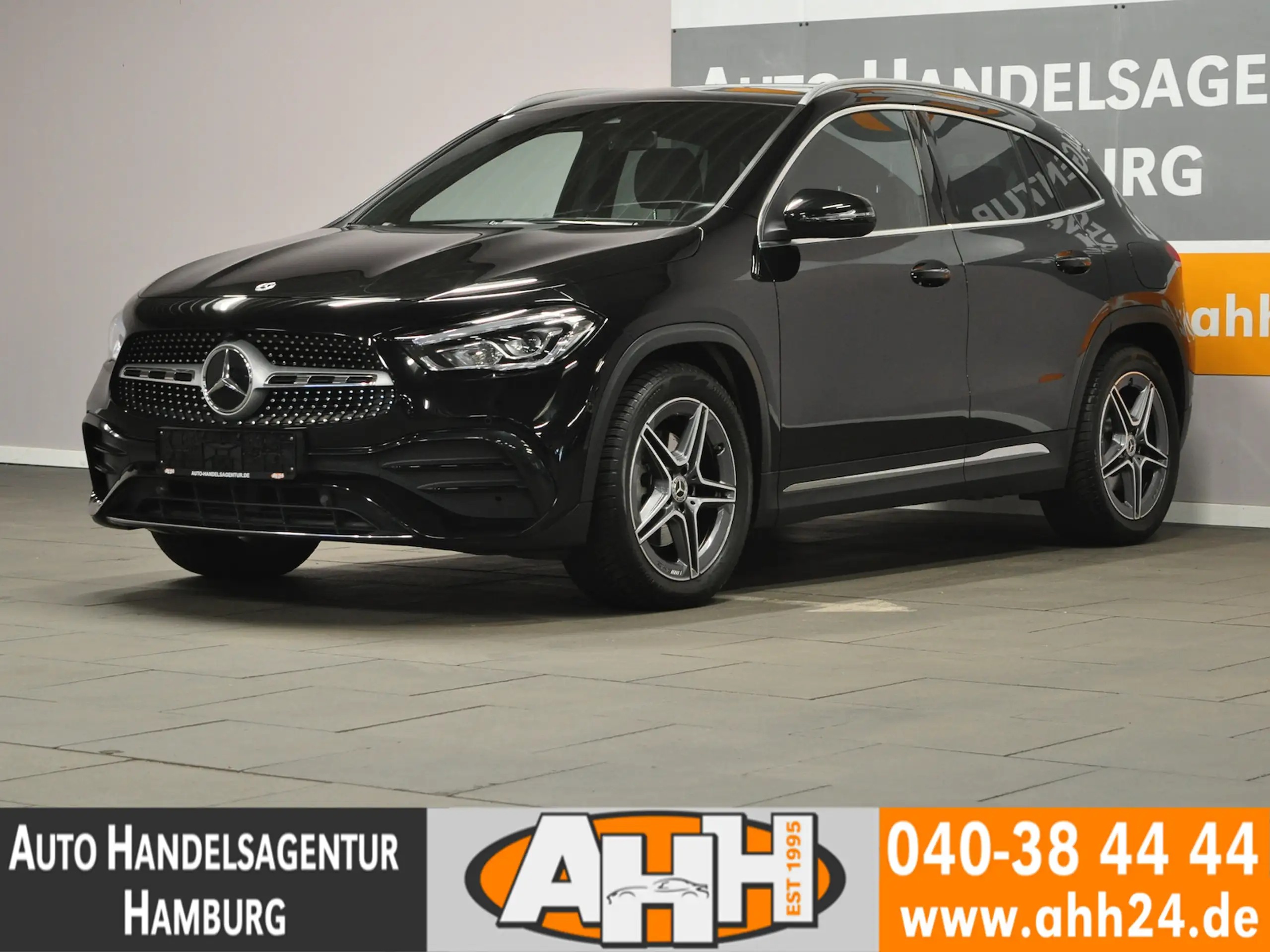 Mercedes-Benz - GLA 250