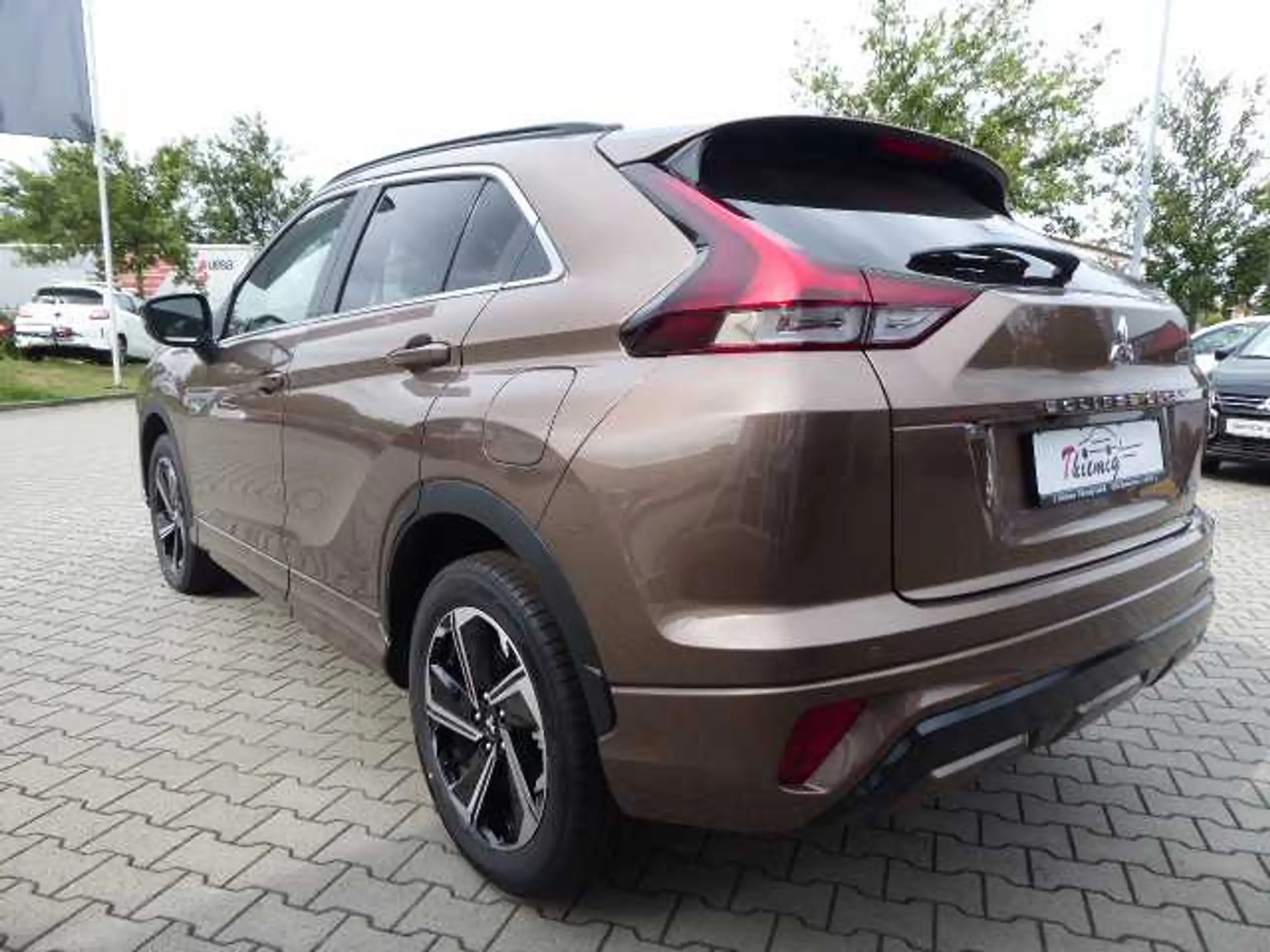 Mitsubishi - Eclipse Cross