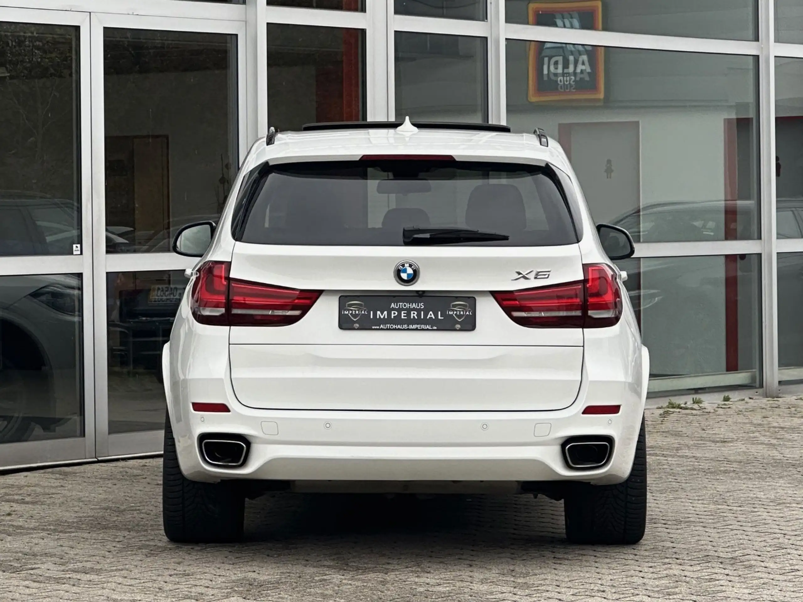 BMW - X5