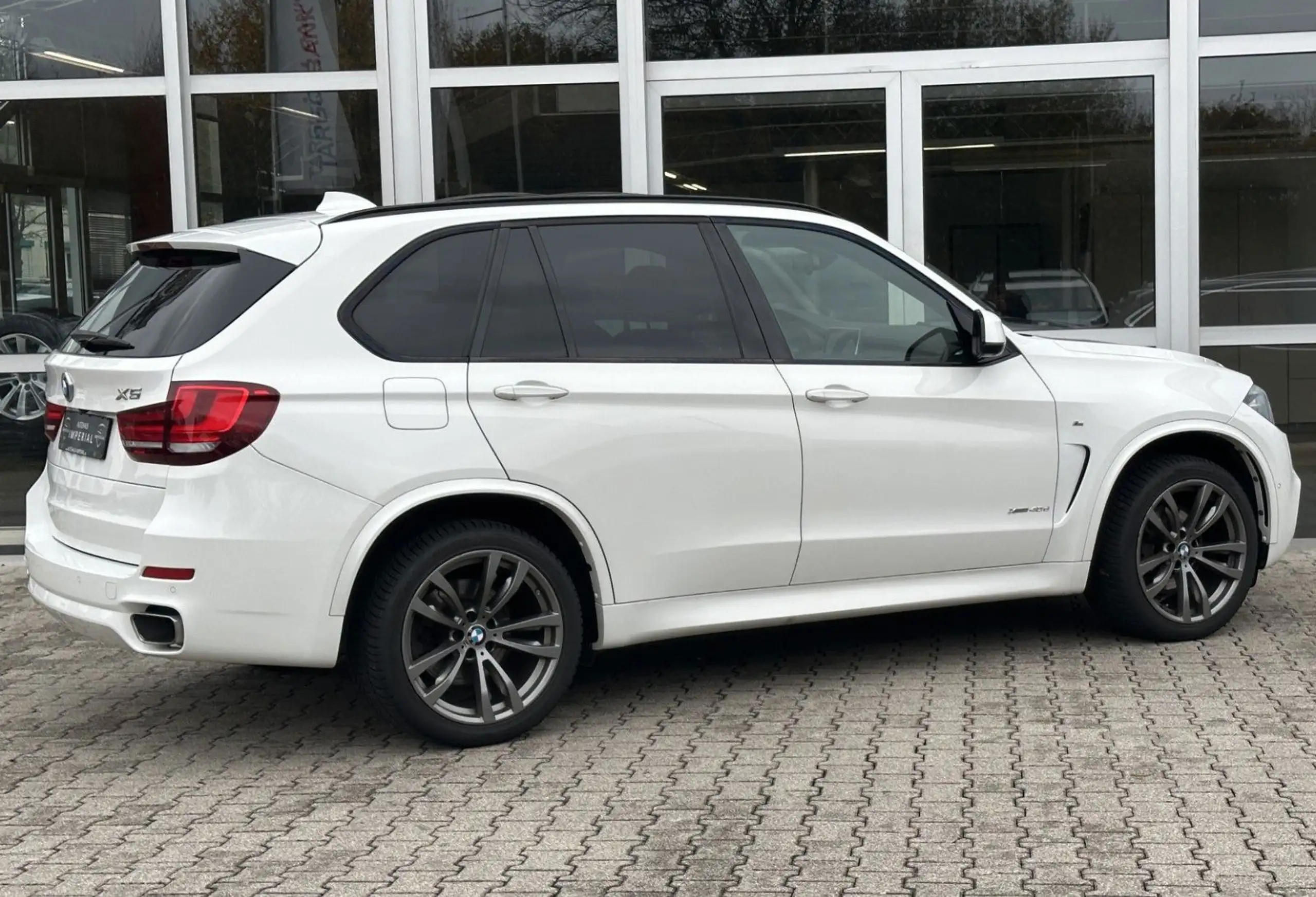 BMW - X5