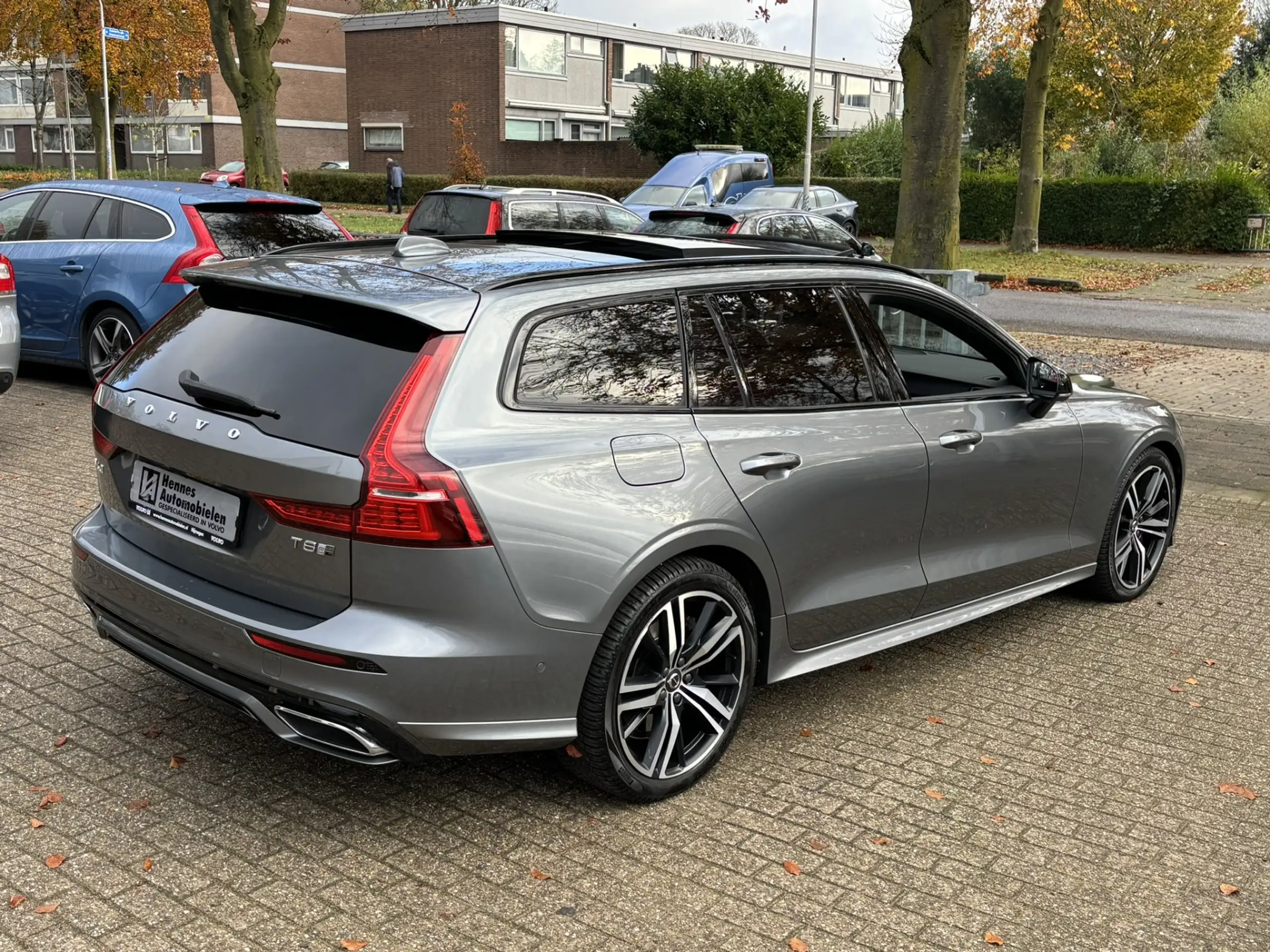 Volvo - V60