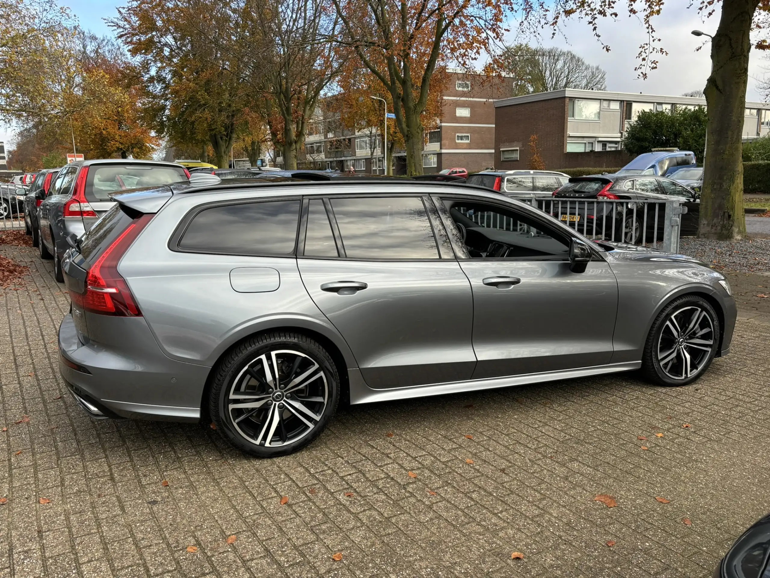 Volvo - V60