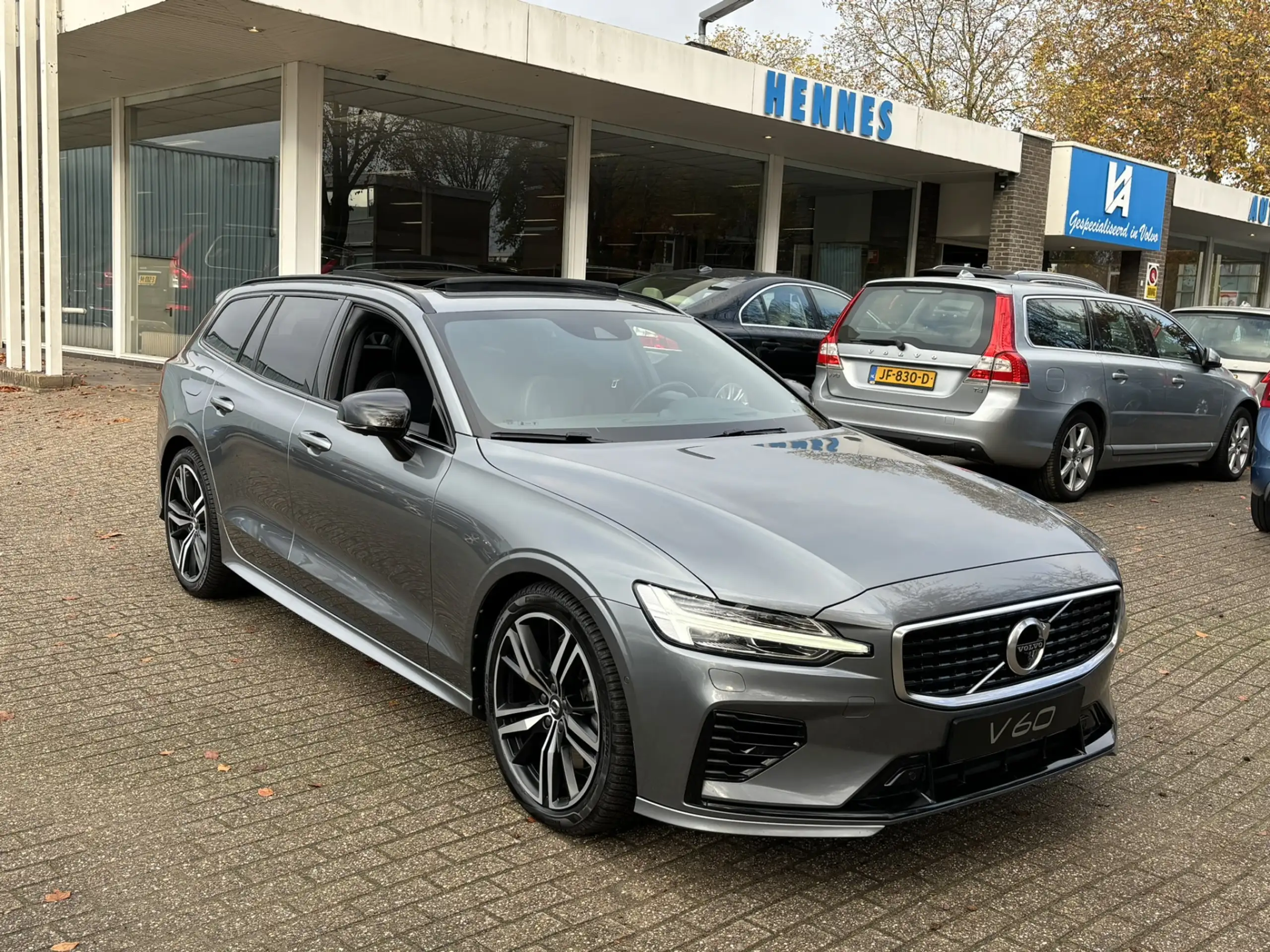 Volvo - V60