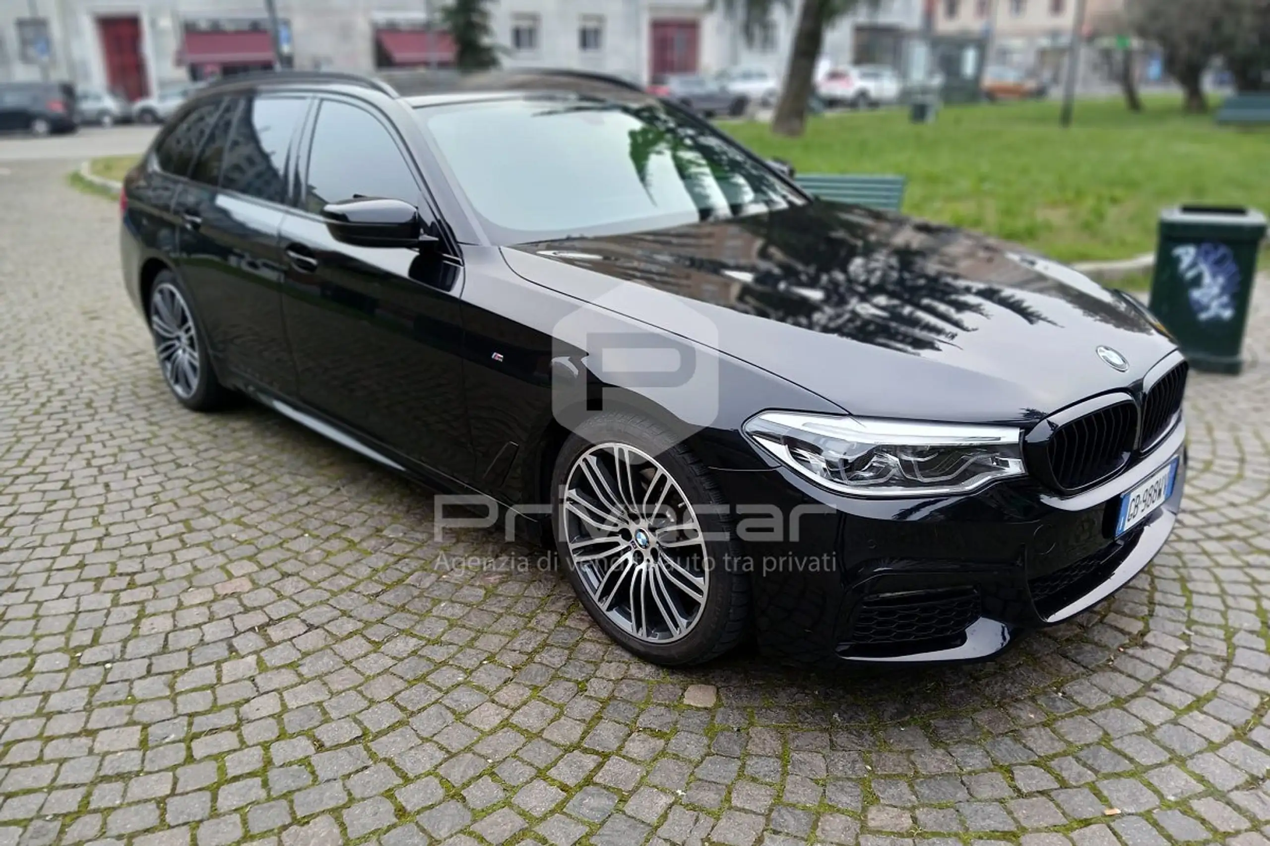 BMW - 520