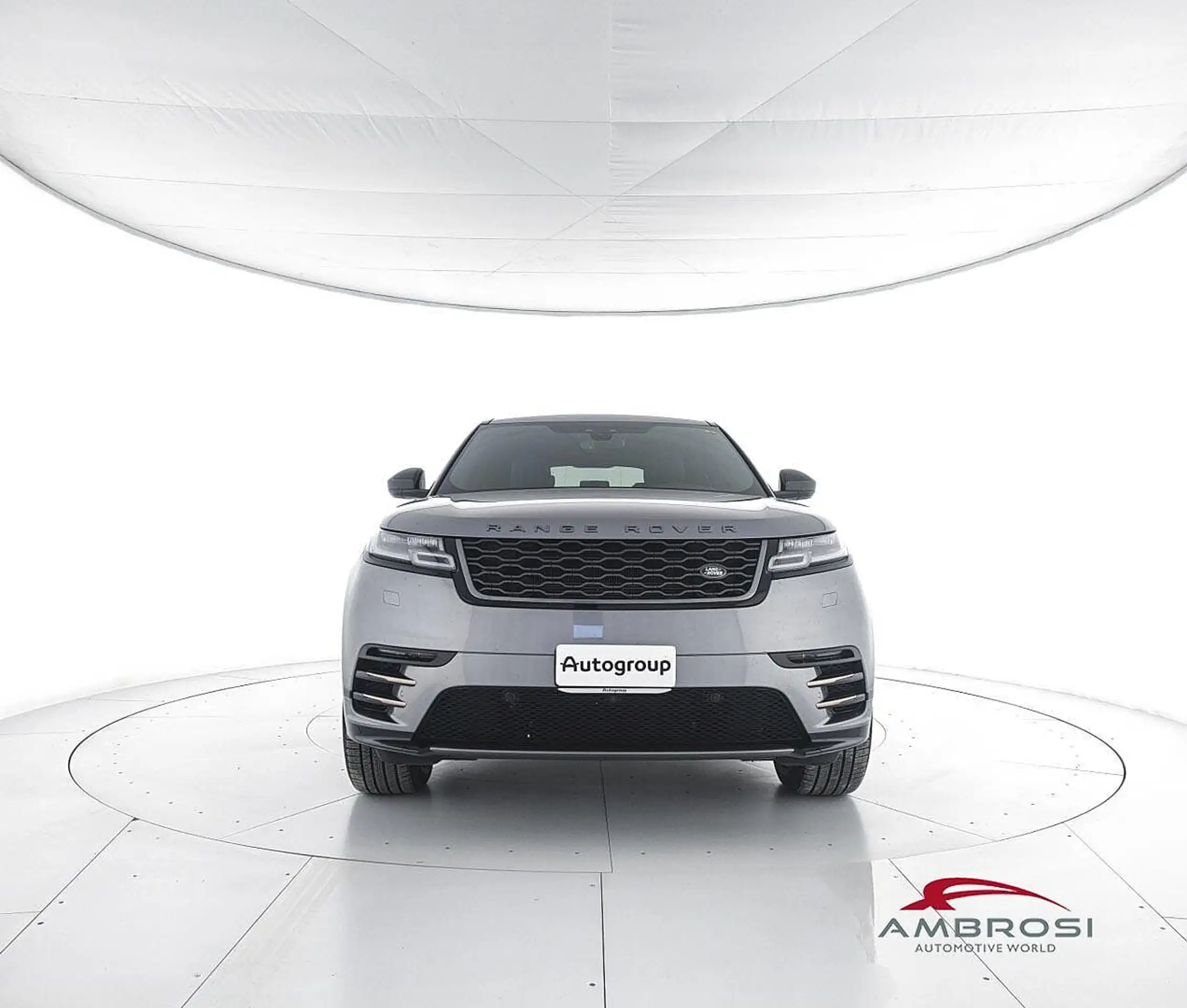 Land Rover - Range Rover Velar