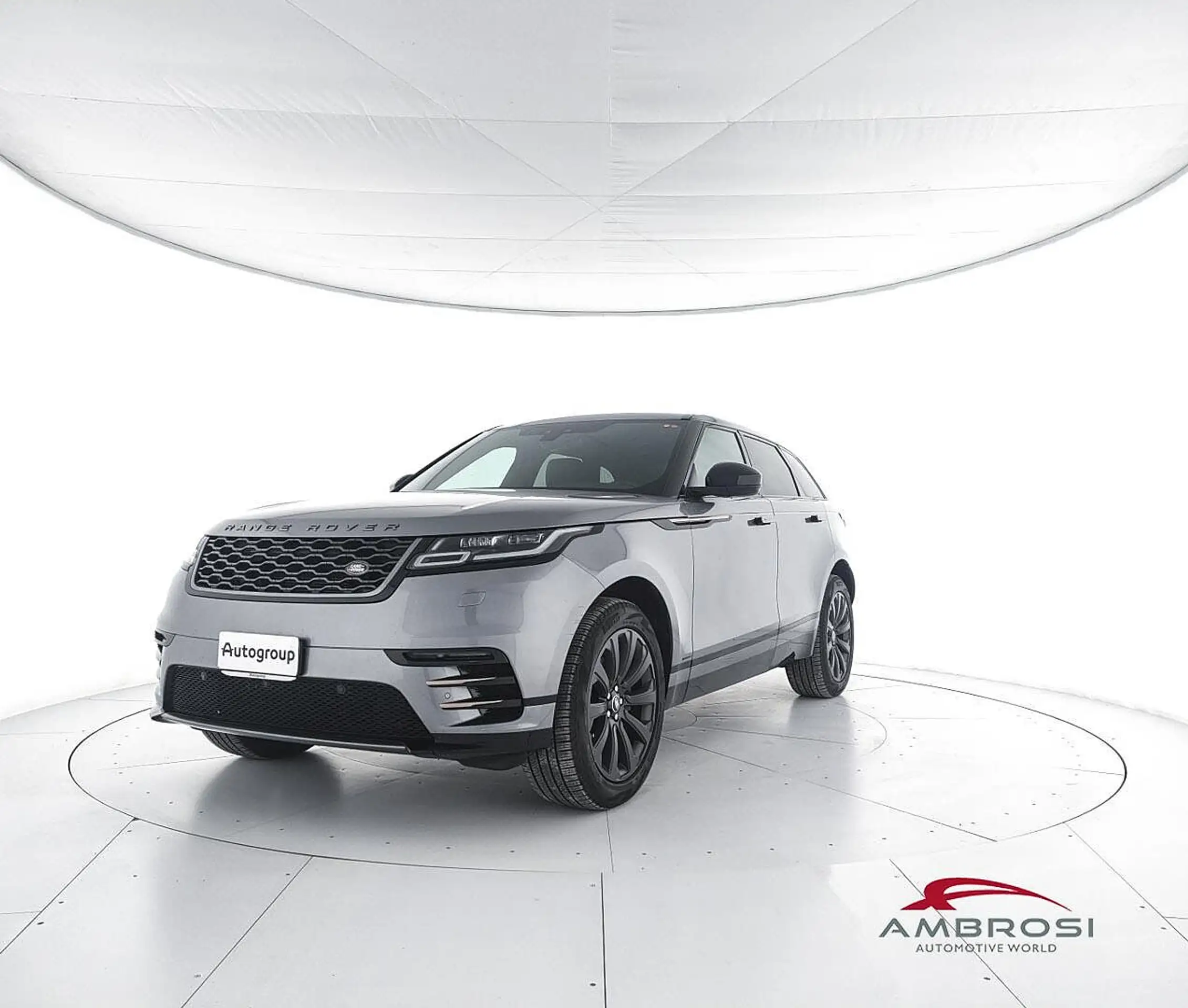 Land Rover - Range Rover Velar