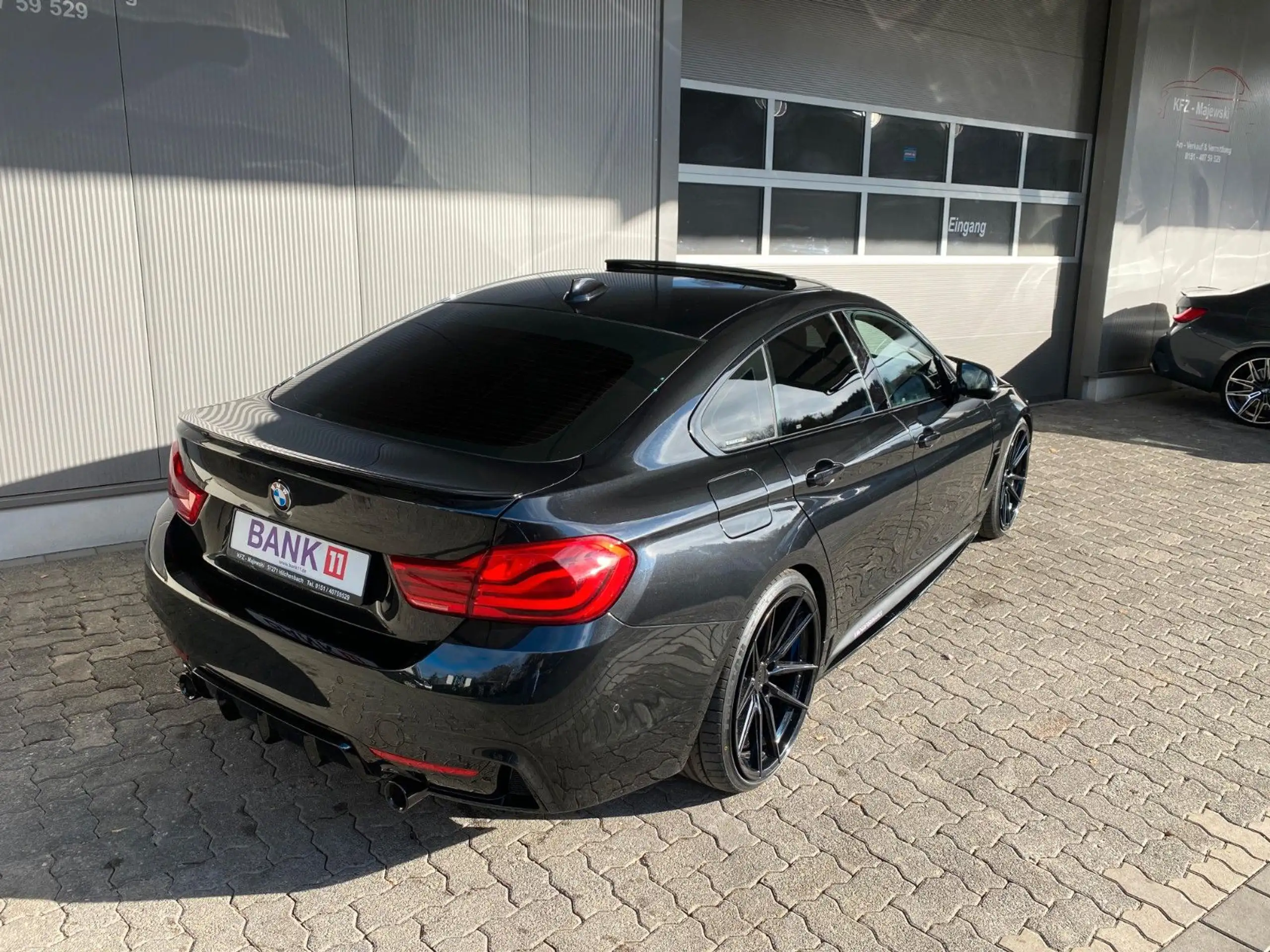 BMW - 440