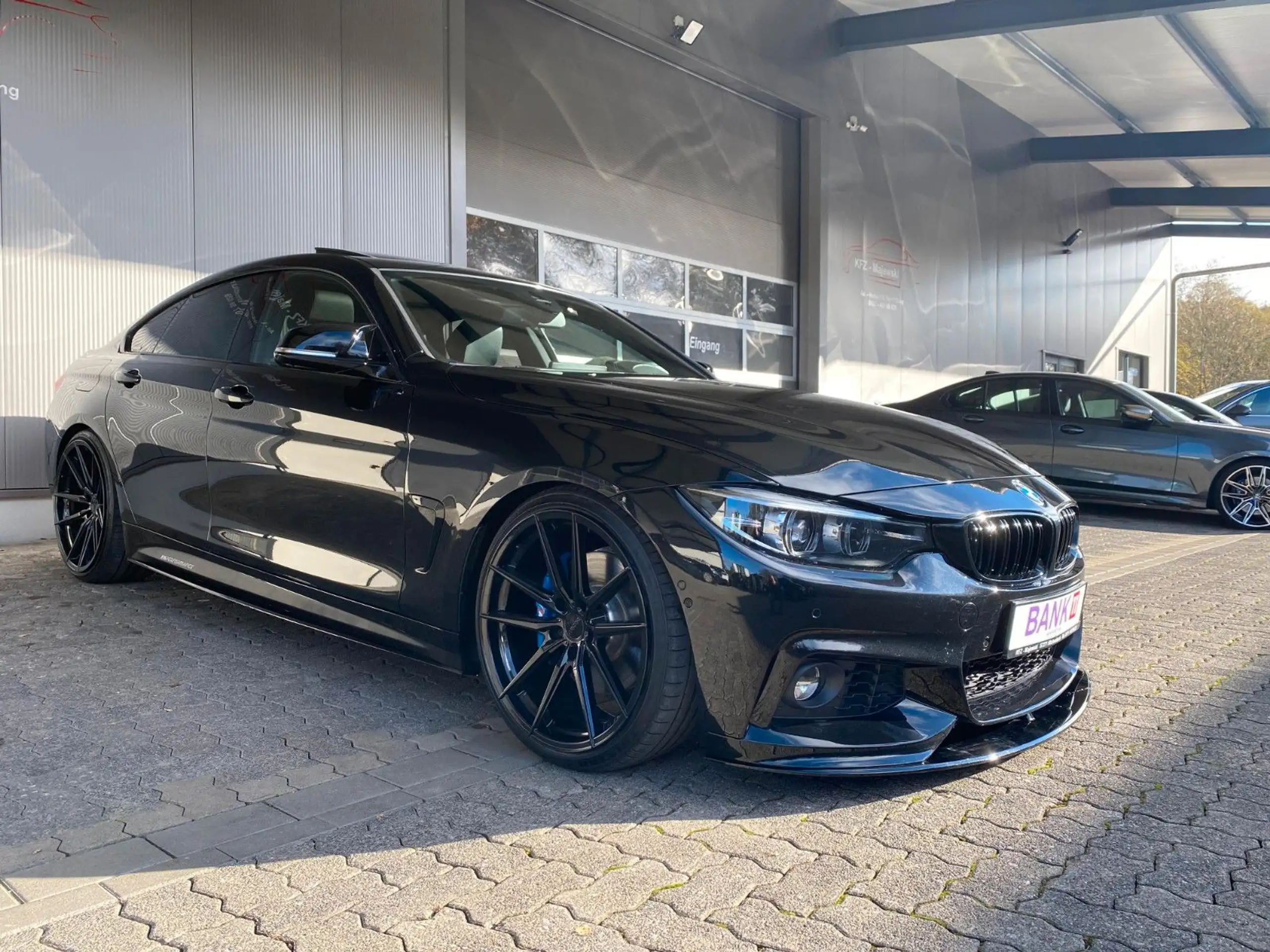 BMW - 440