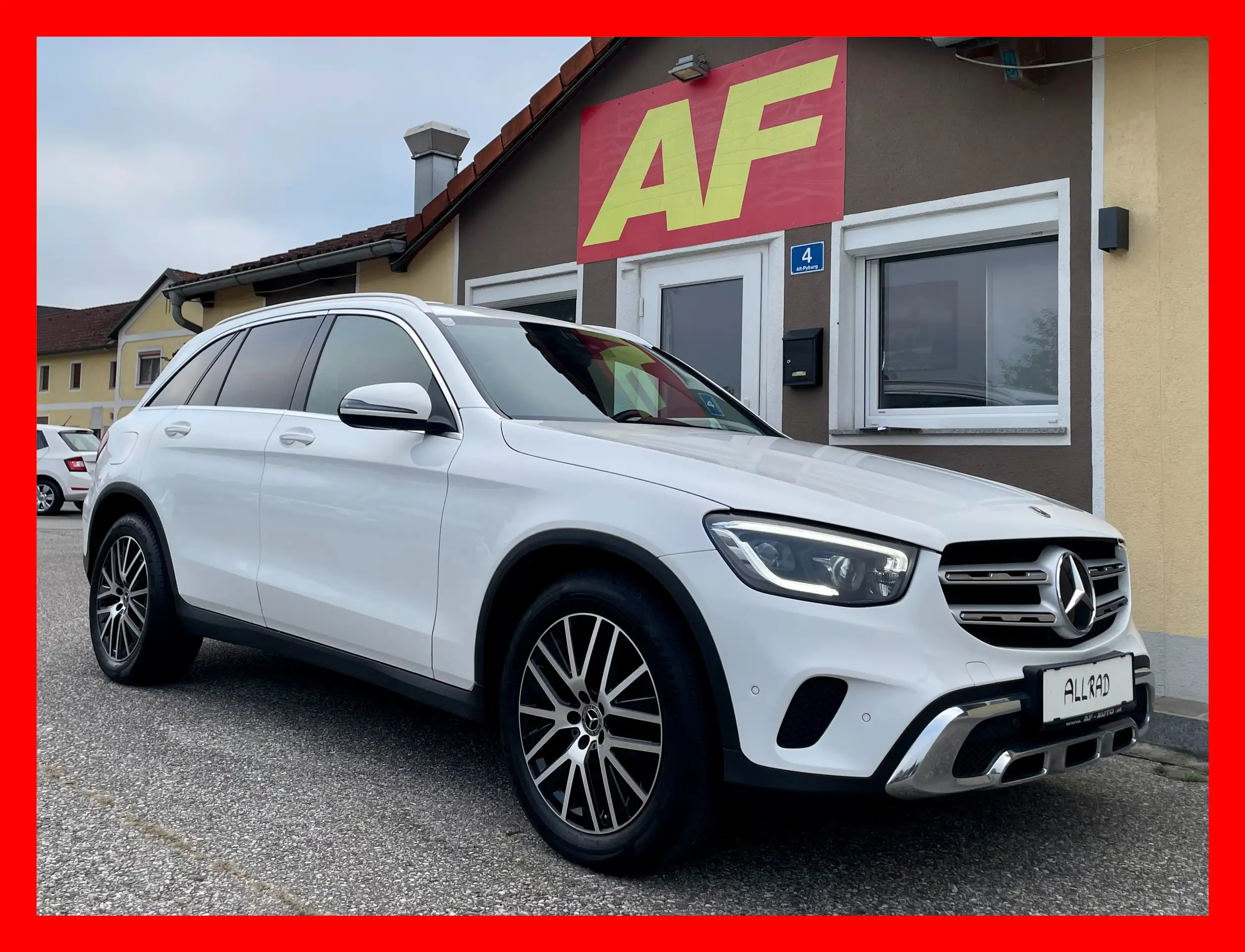 Mercedes-Benz - GLC 220