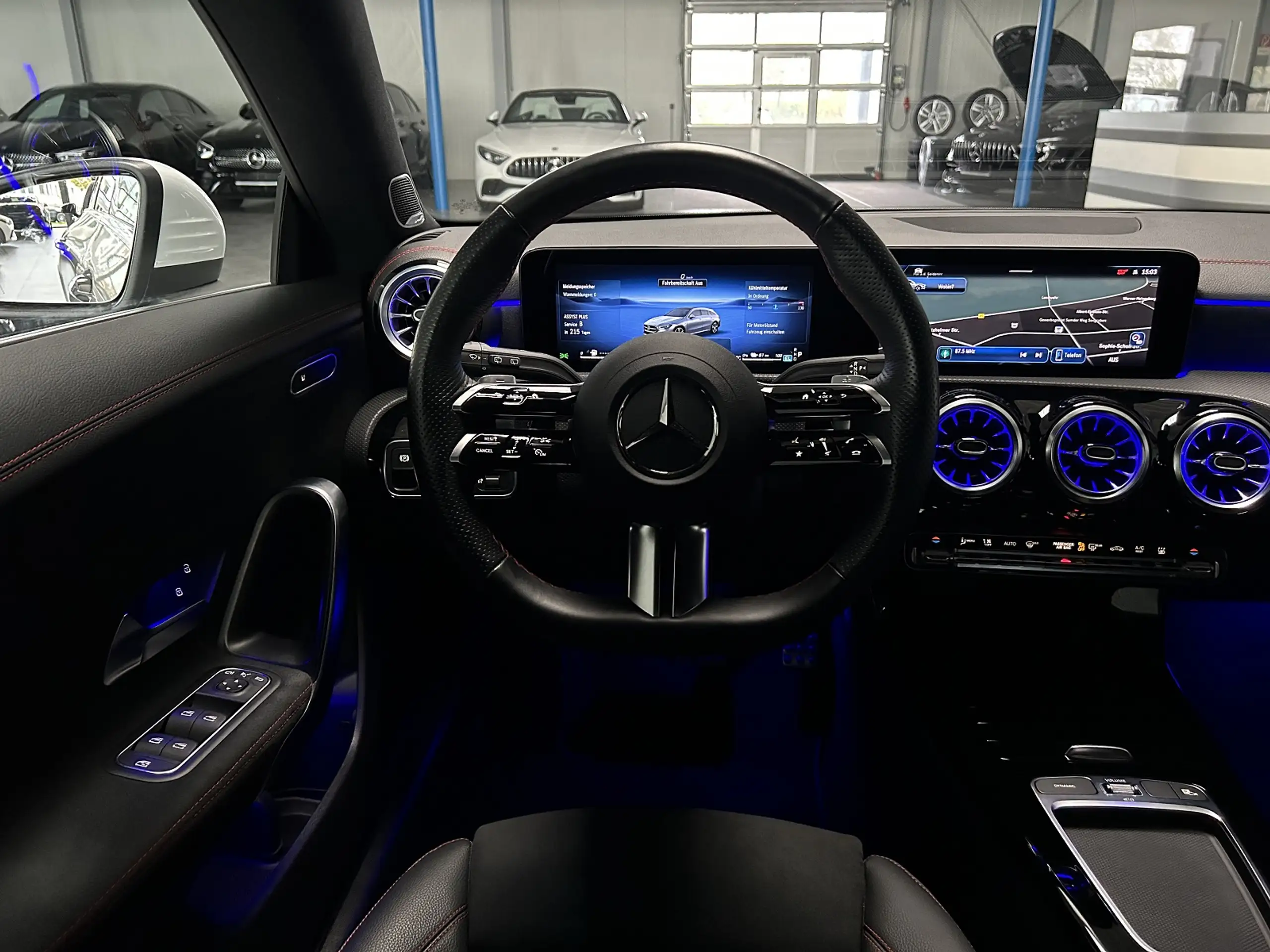 Mercedes-Benz - CLA 250