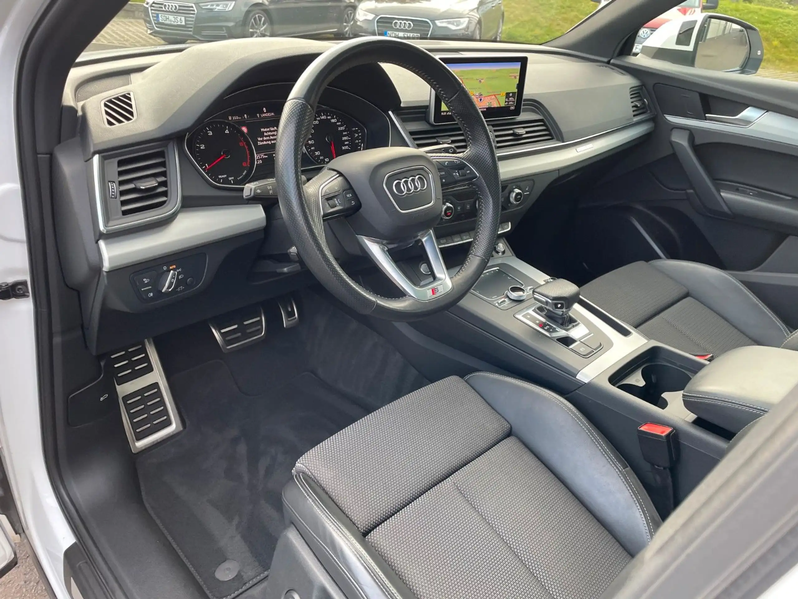 Audi - Q5