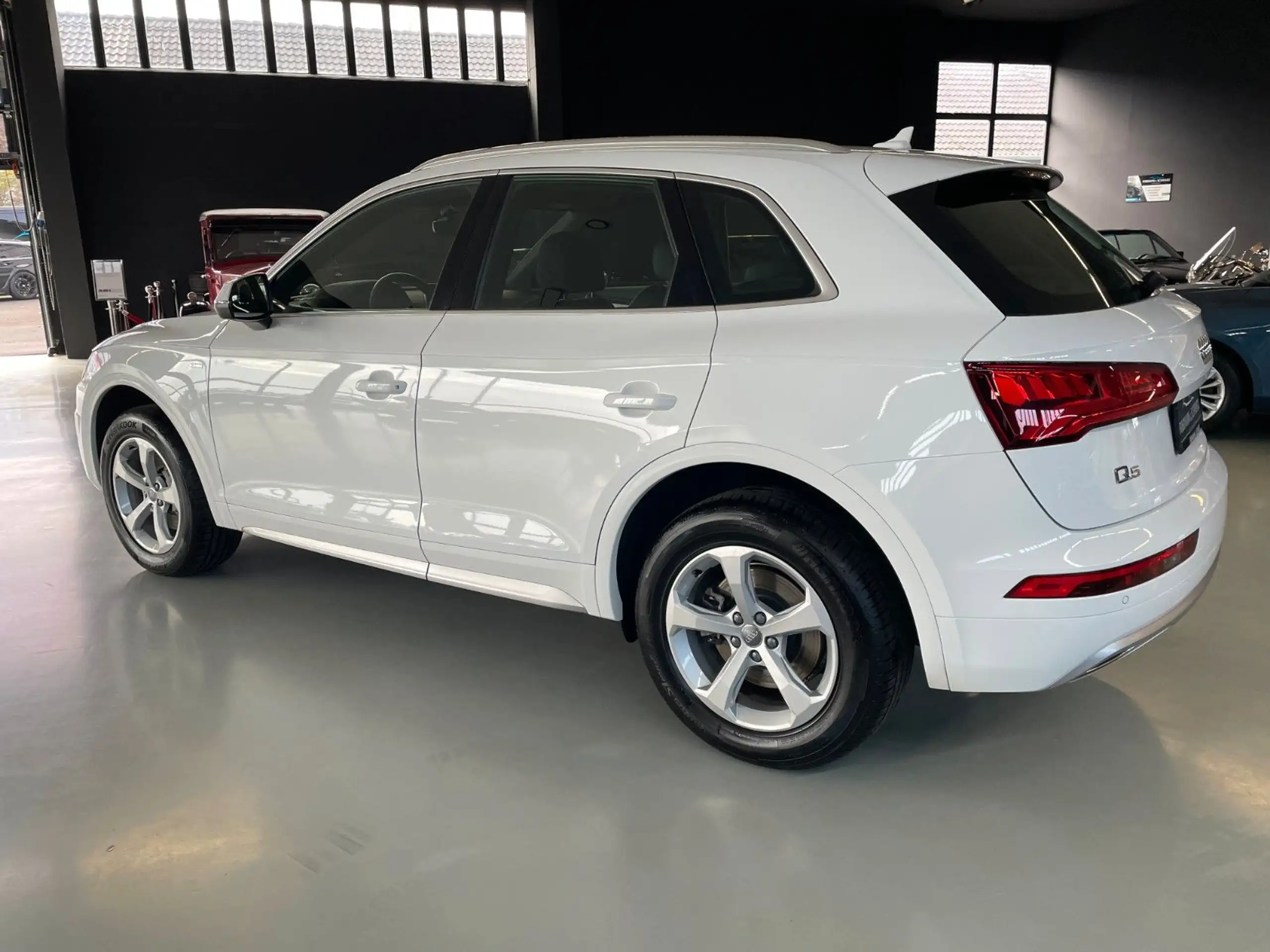 Audi - Q5