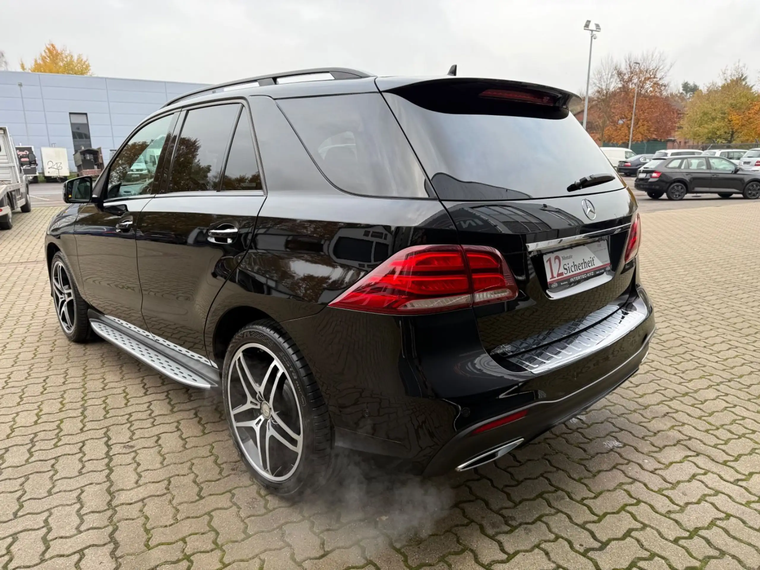 Mercedes-Benz - GLE 350